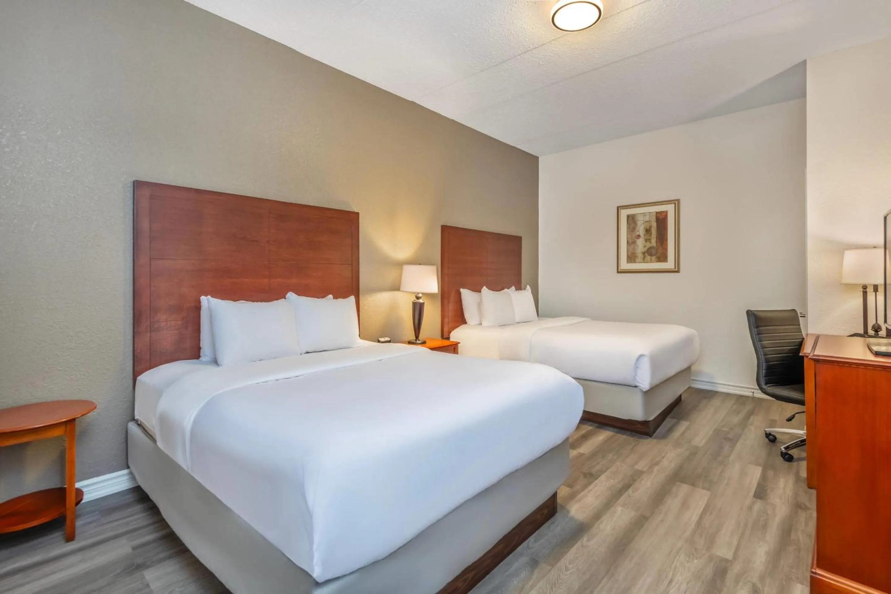 Bedroom, Bed in Comfort Inn & Suites Thousand Islands Harbour District