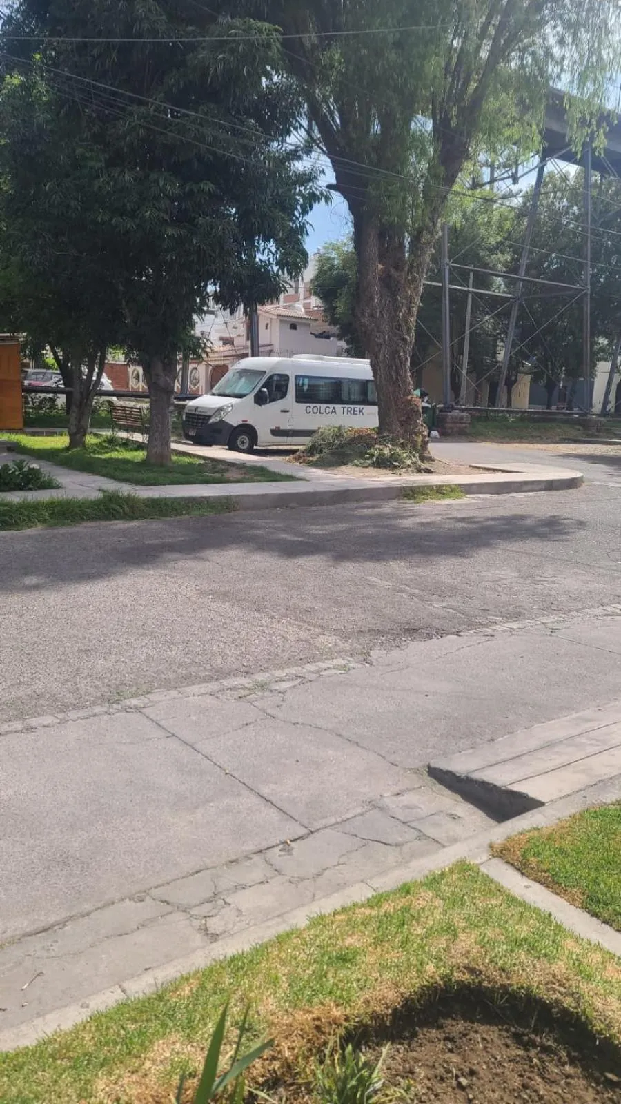 Parking in El puente Hotel Boutique