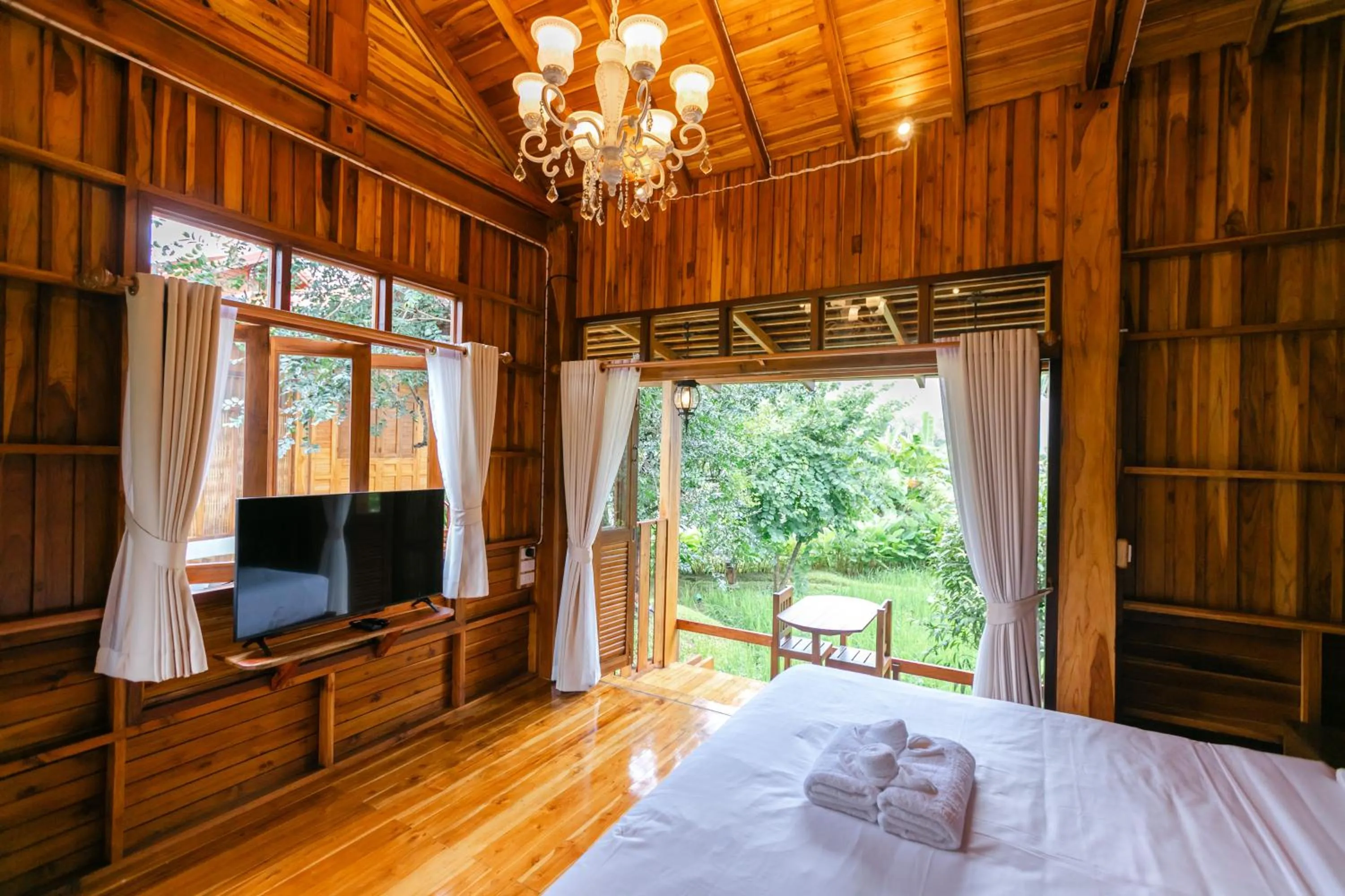 Bed in Saksila Resort