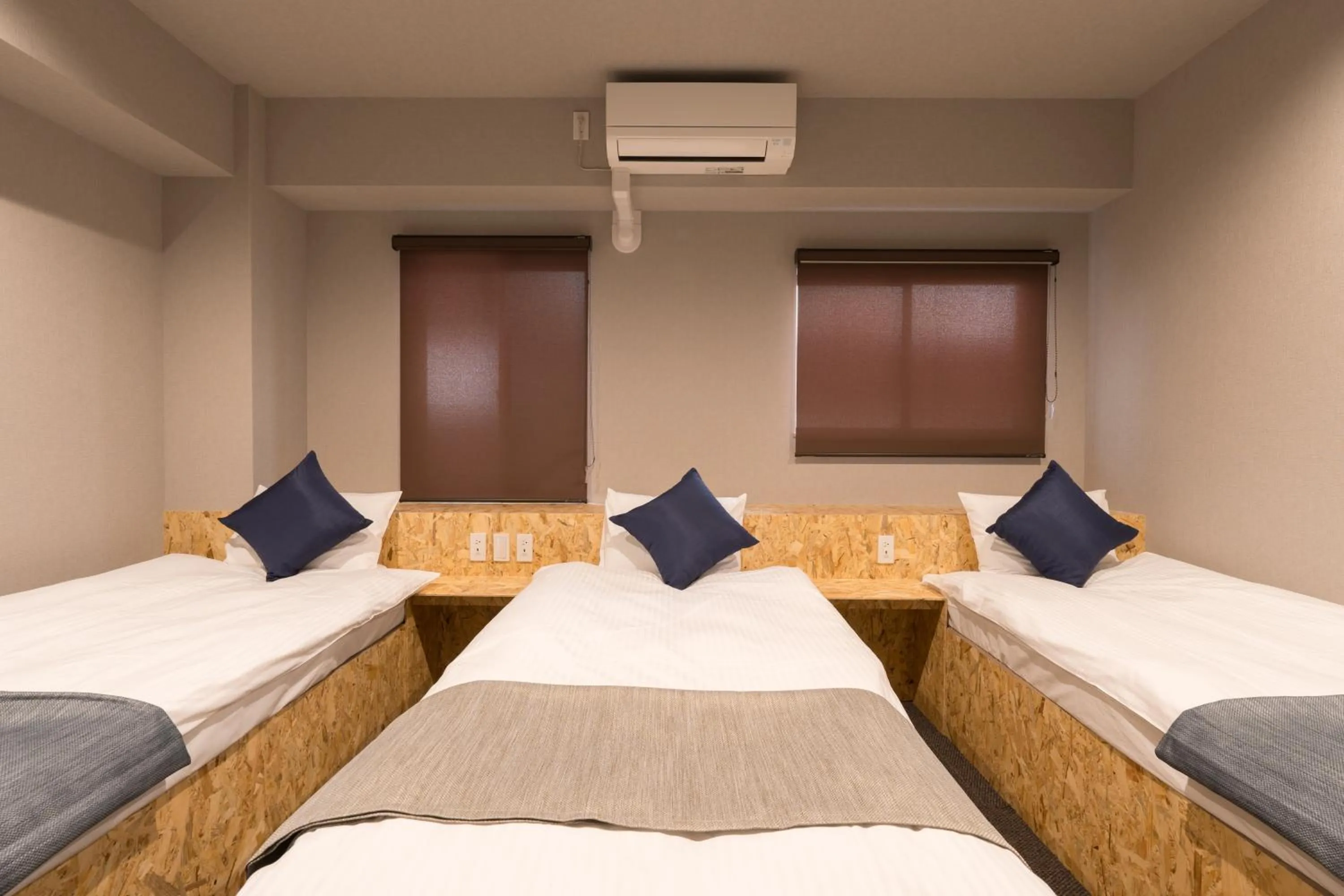 Bed in 3U NAMBA MINAMI - DOYANEN HOTELs