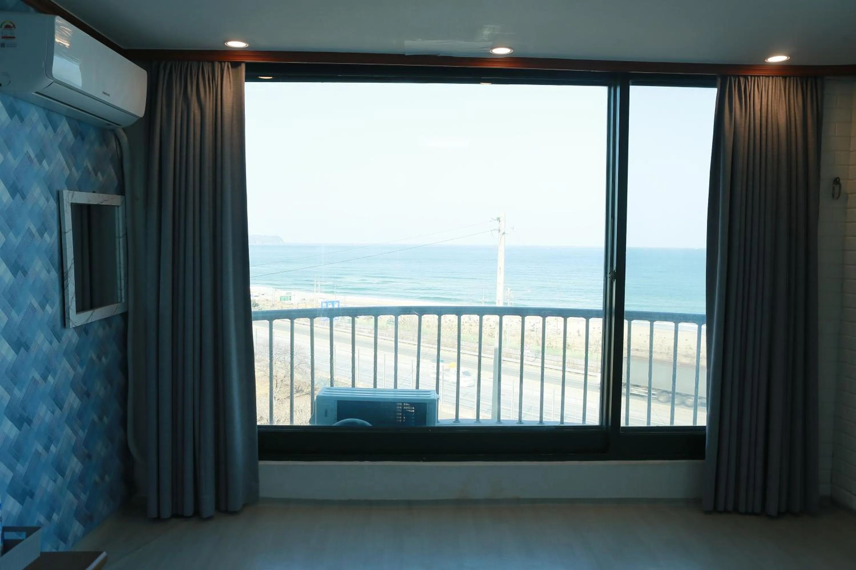 Mangsang Beach Pension