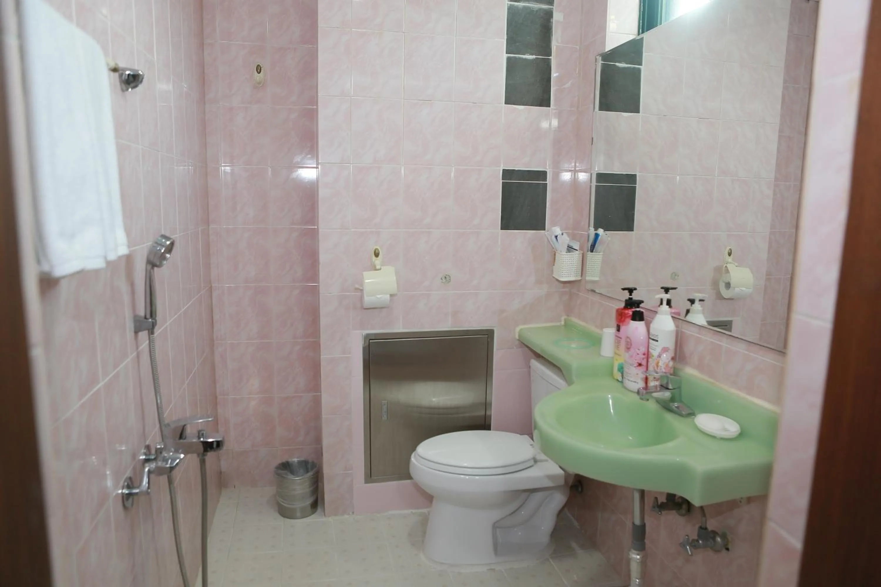 Mangsang Beach Pension