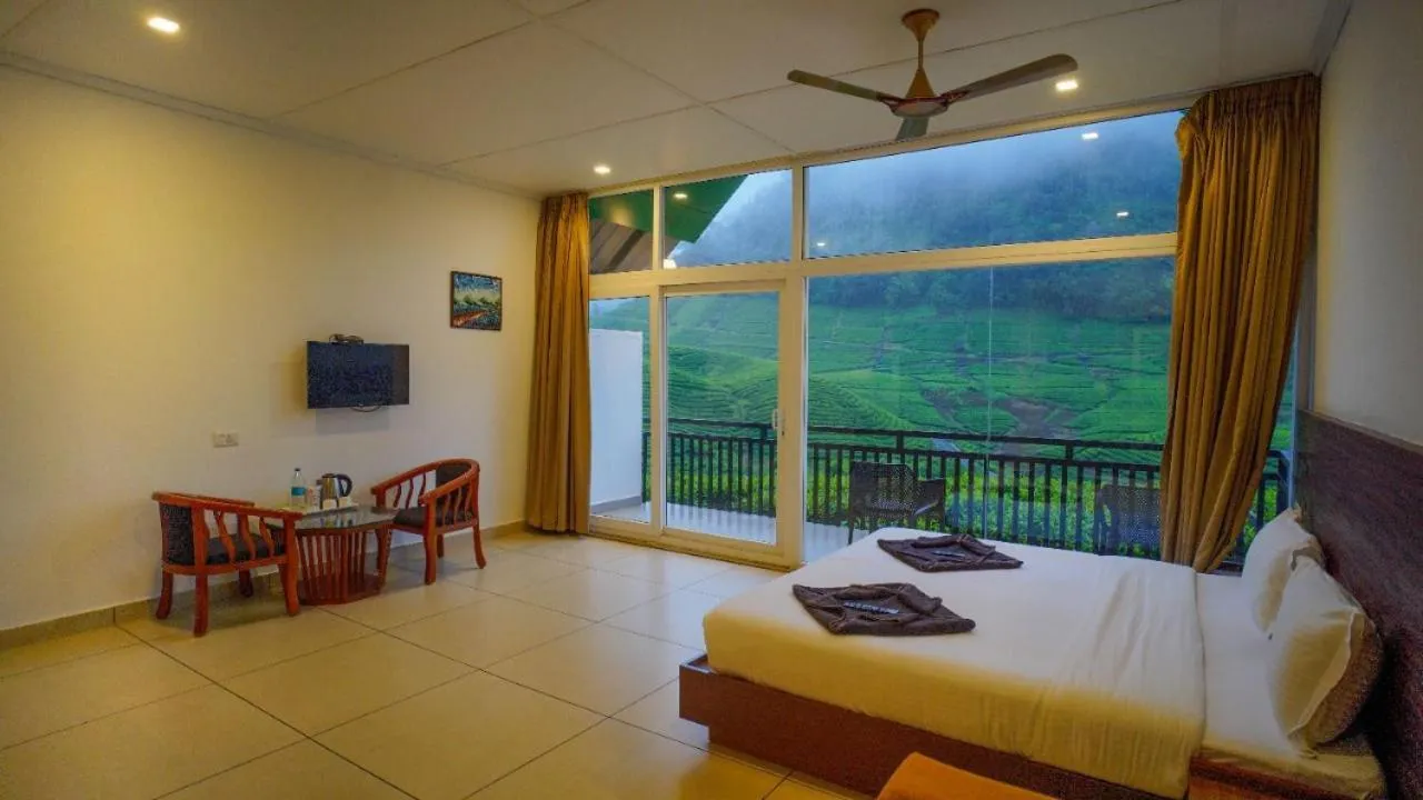 Bed in Zero Degree Jungle Resort