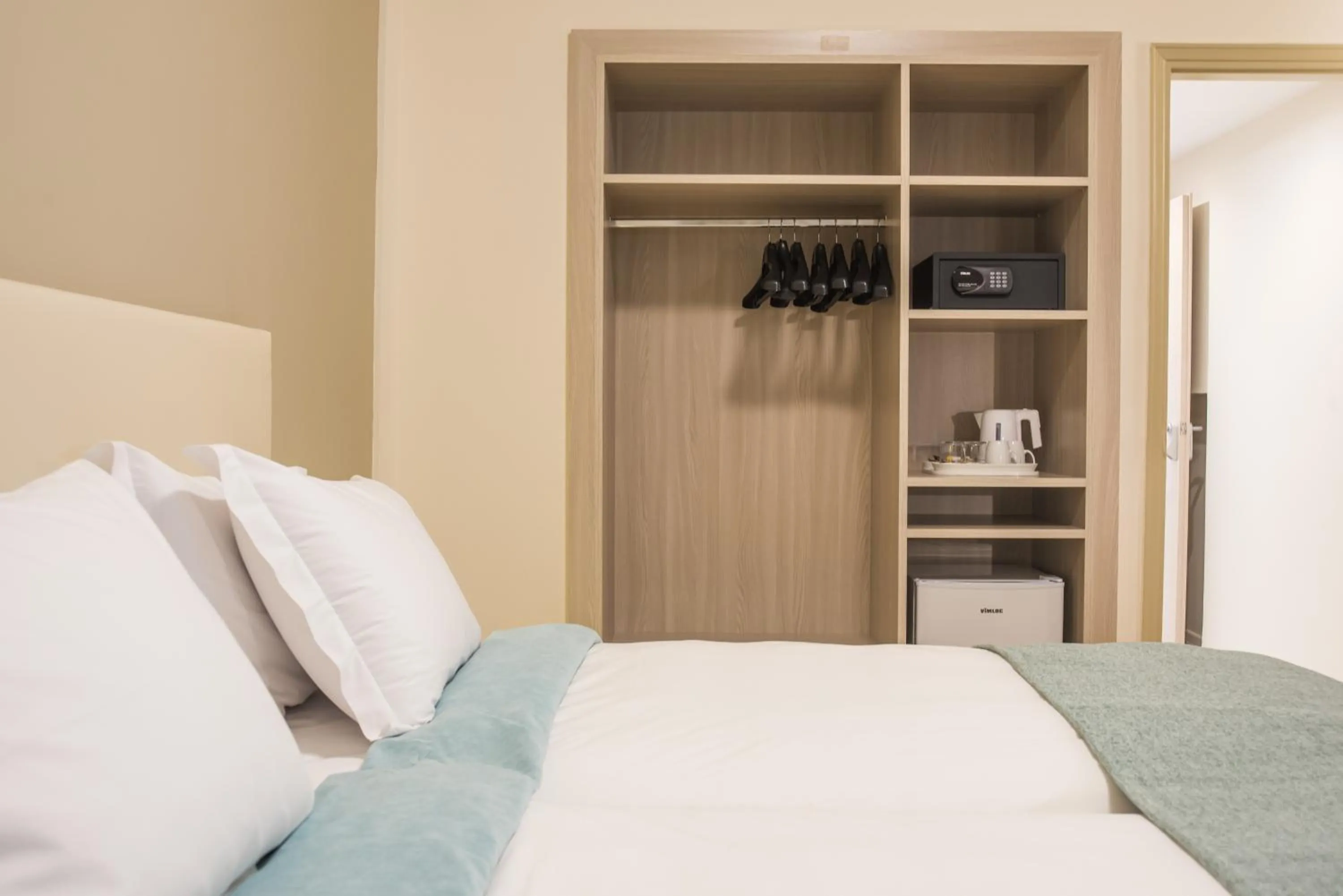 Bed in V Hotel Delphi