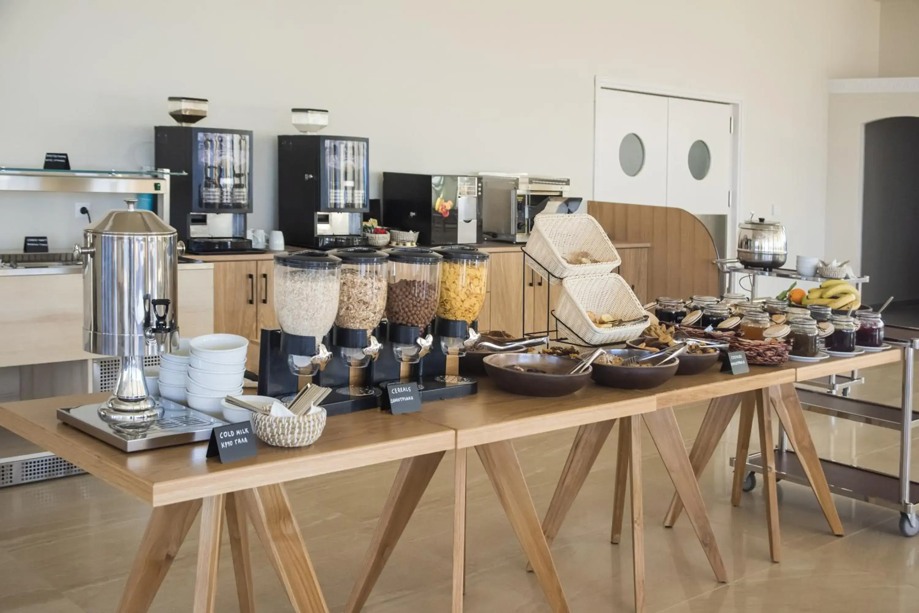 Breakfast in V Hotel Delphi Breakfast in V Hotel Delphi