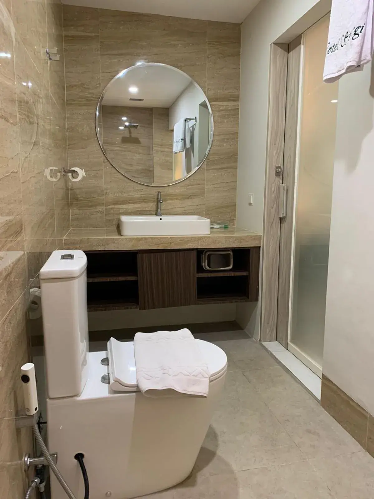 Deluxe Room in Sinergi Hotel & Villa Deluxe Room in Sinergi Hotel & Villa