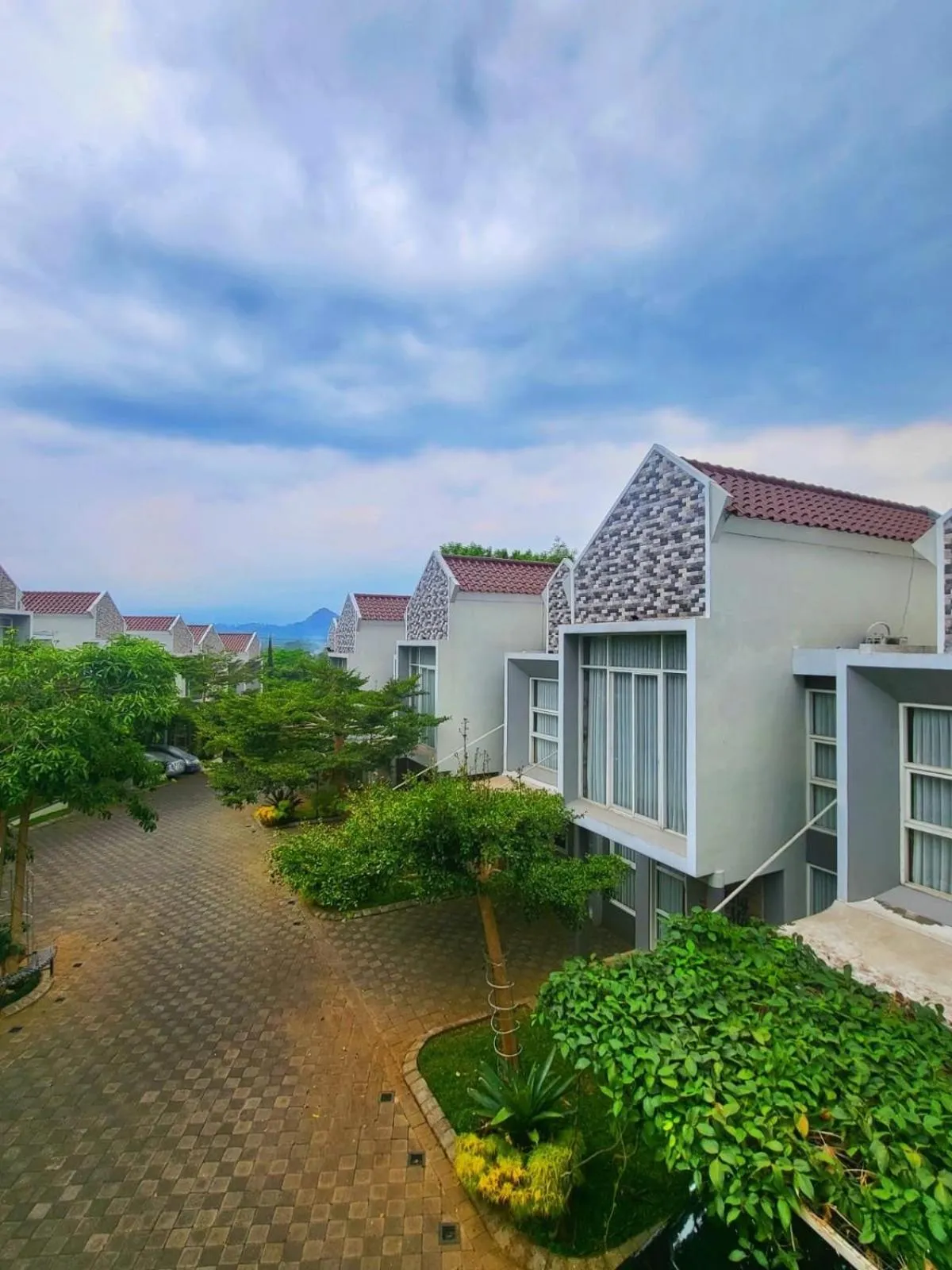 Property building in Sinergi Hotel & Villa