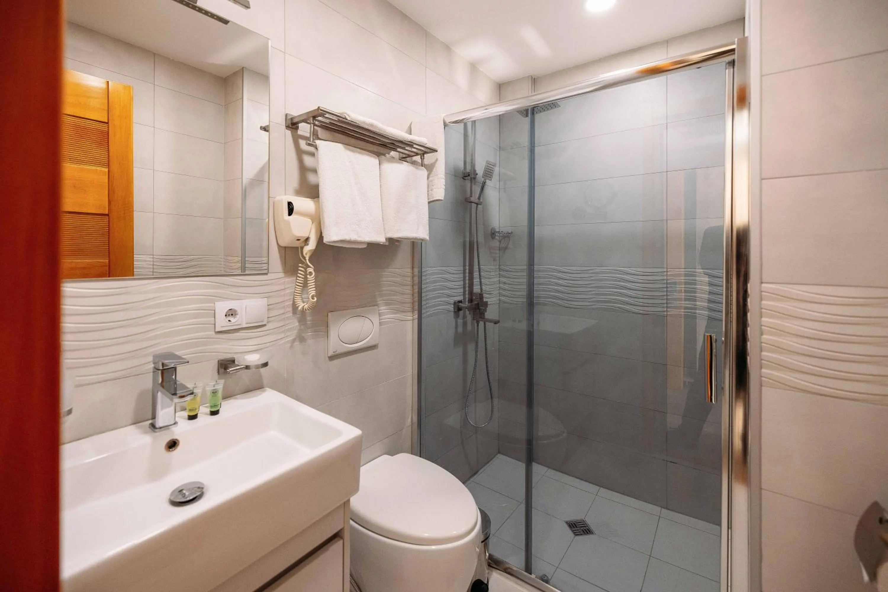 Atrium Boutique Hotel