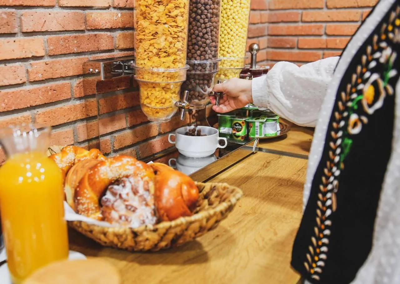 Atrium Boutique Hotel