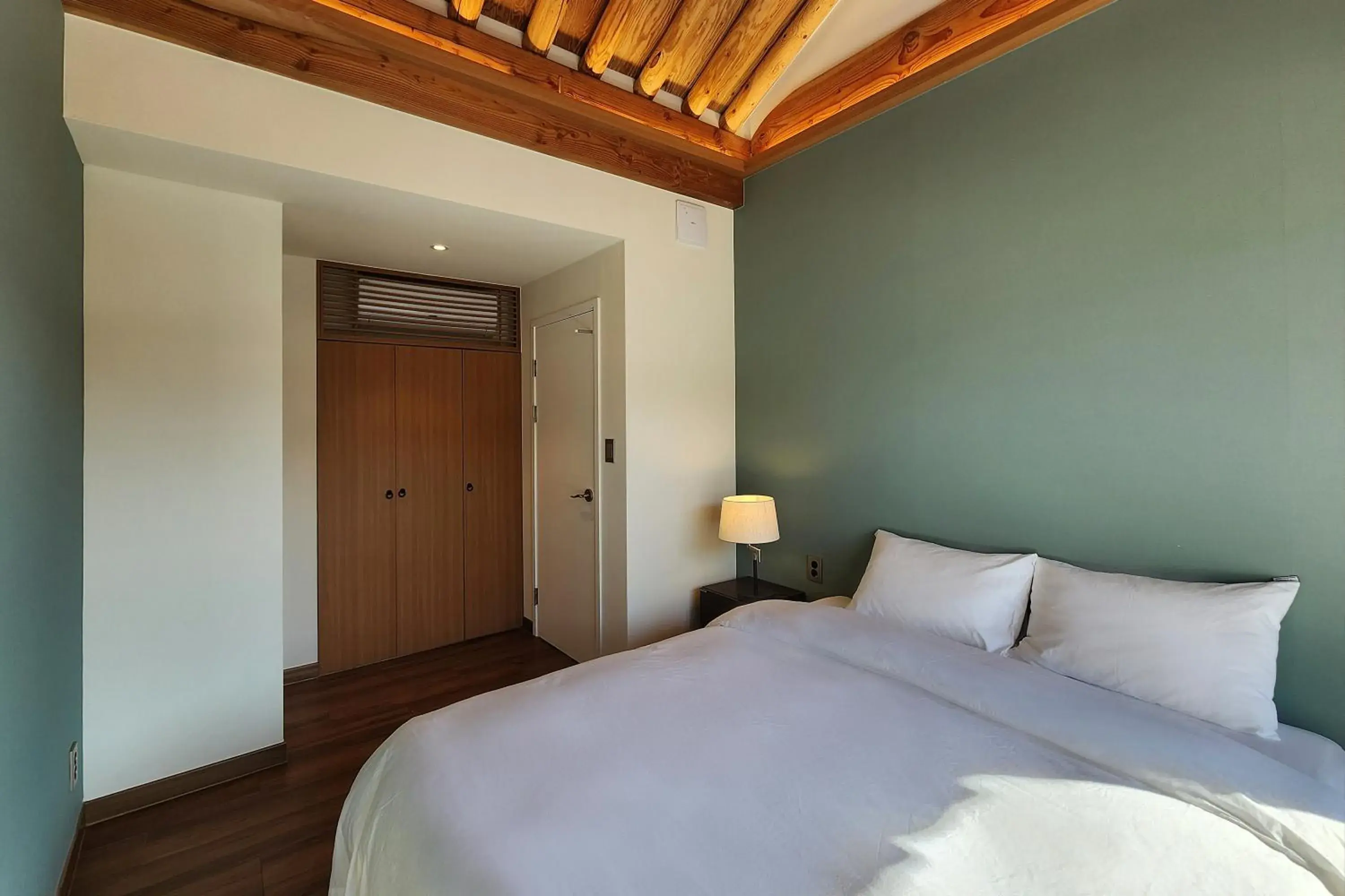 Bed in Hotelarrive Taean Tiann HanokBeachResort Bed in Hotelarrive Taean Tiann HanokBeachResort