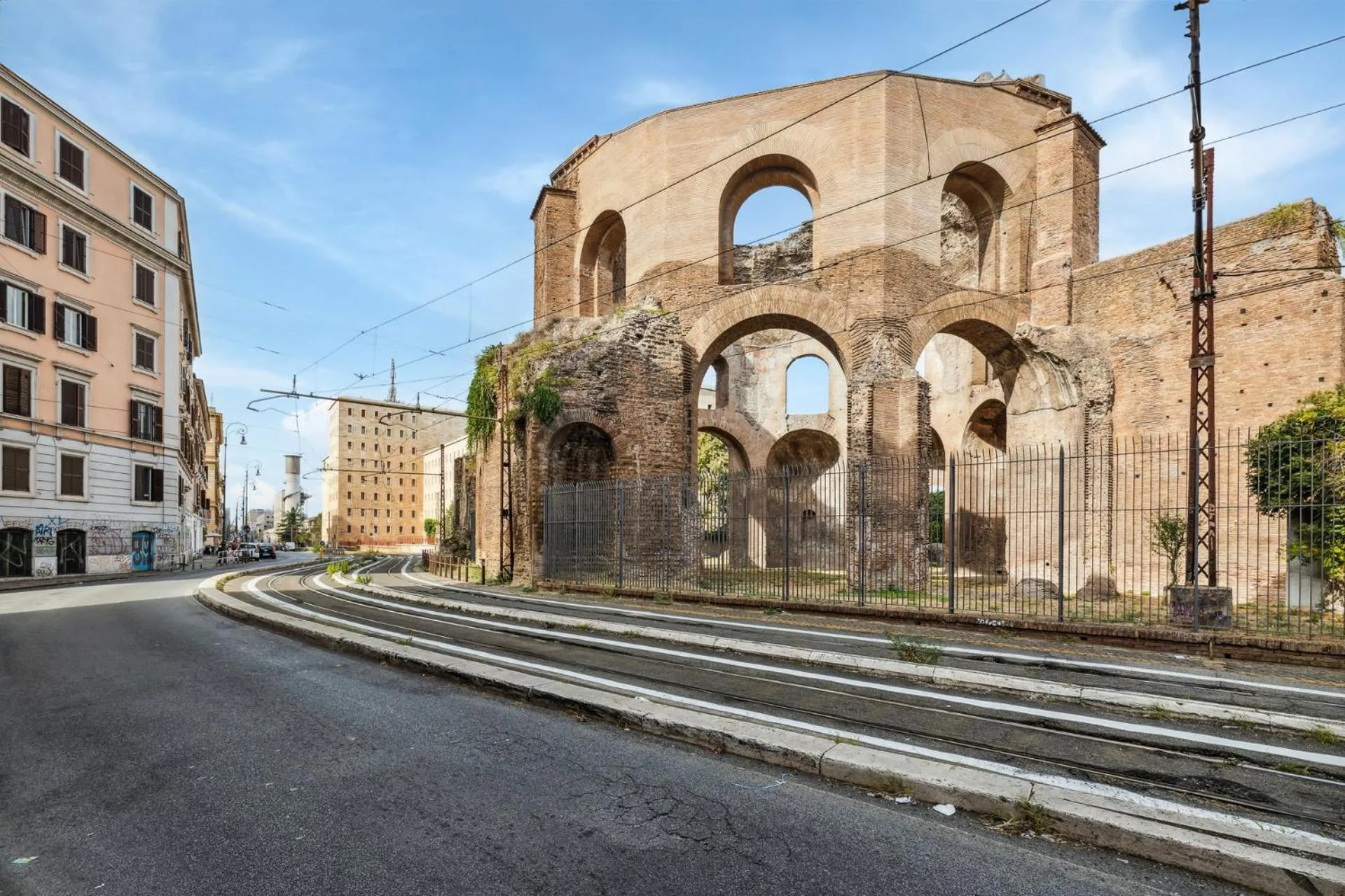Neighbourhood in Limehome Rome via dei Reti