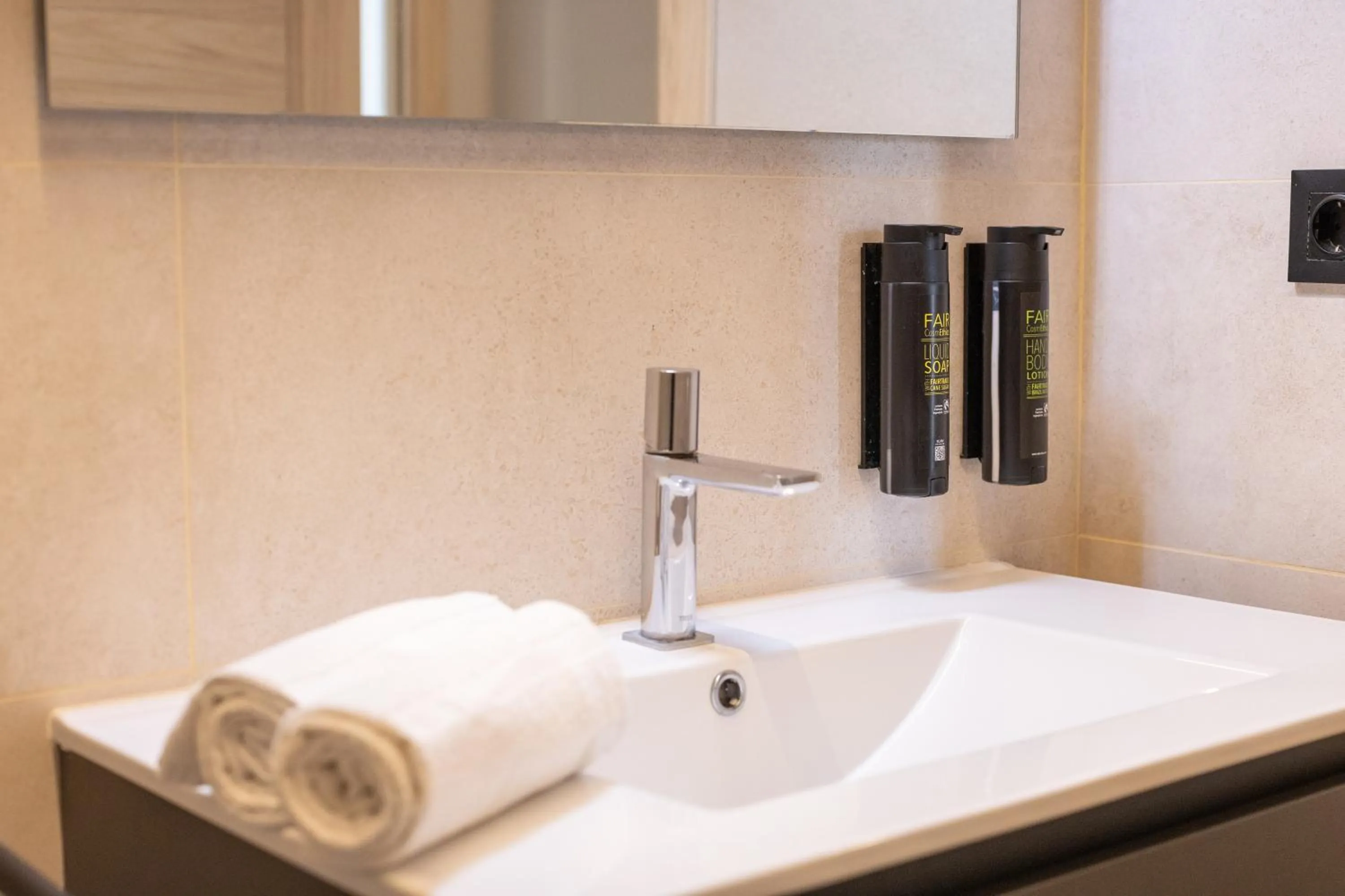 towels in Dorm4You Arena 2