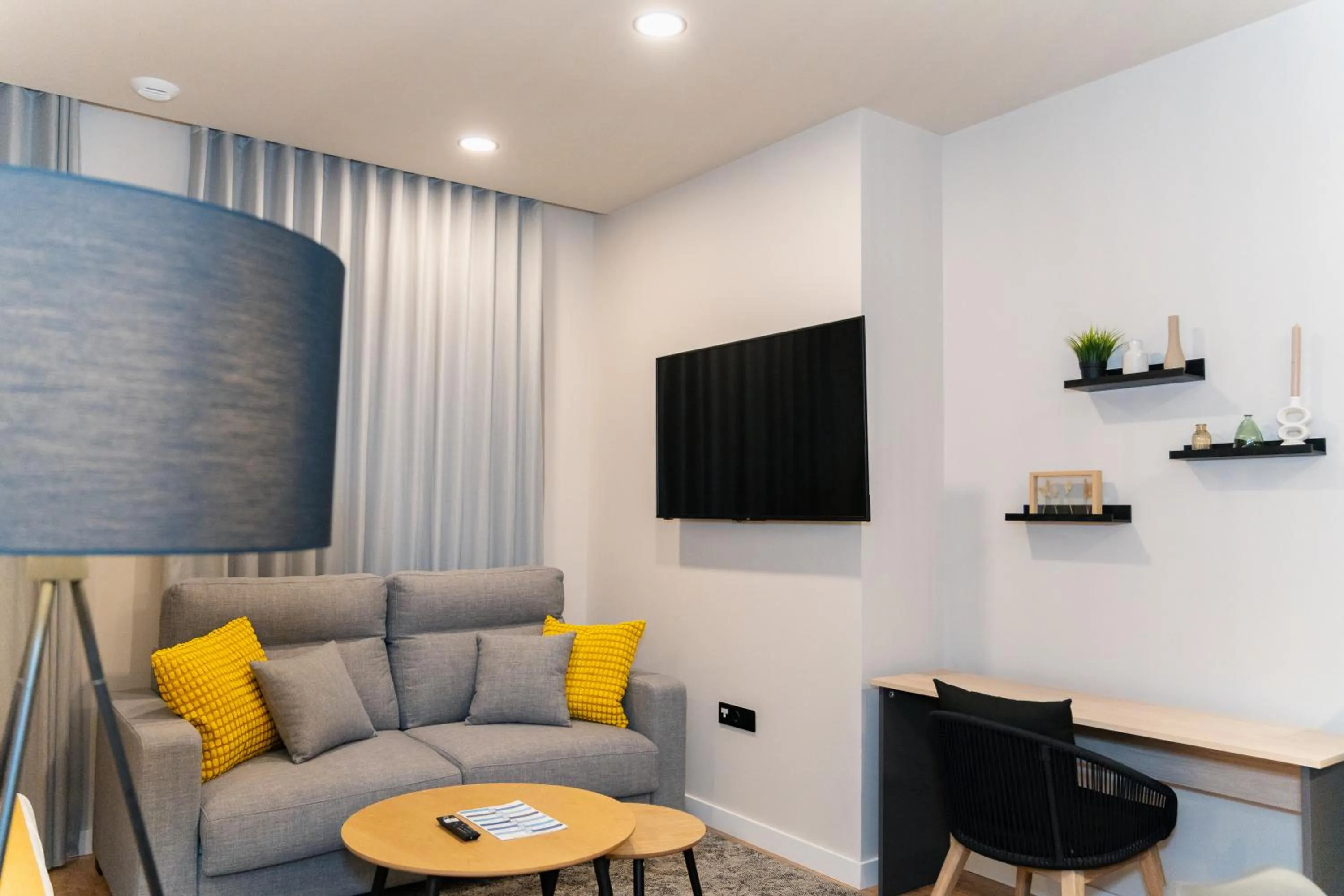 Communal lounge/ TV room in Dorm4You Arena 2