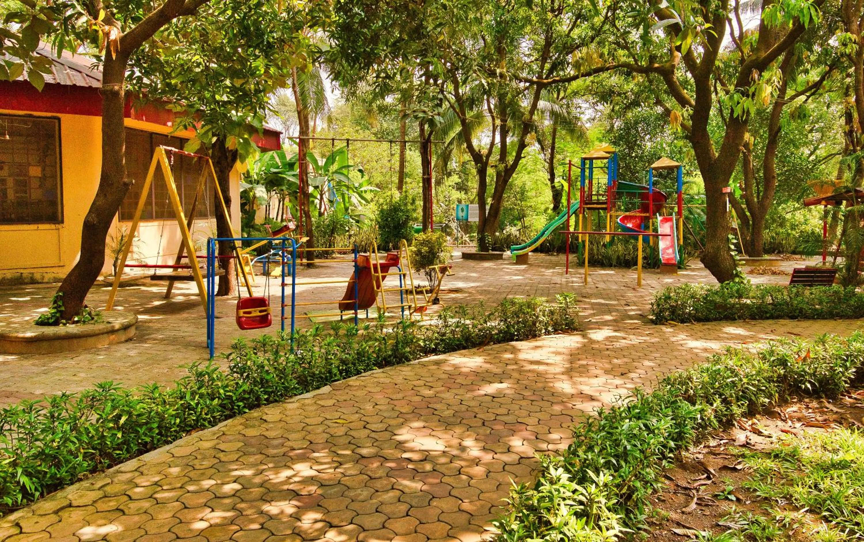 Srushti Farms Resort