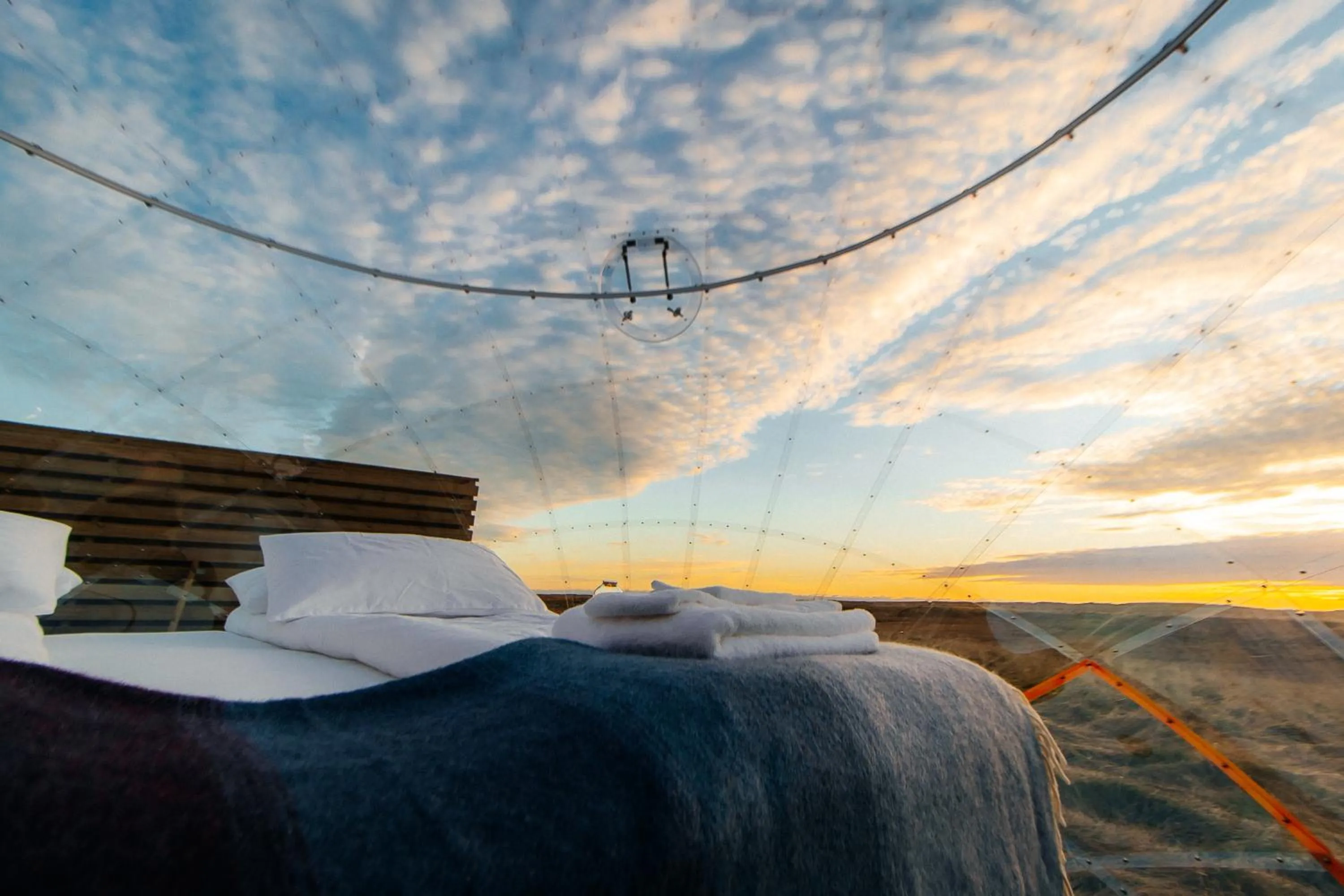 Bedroom, Bed in Aurora Igloo South