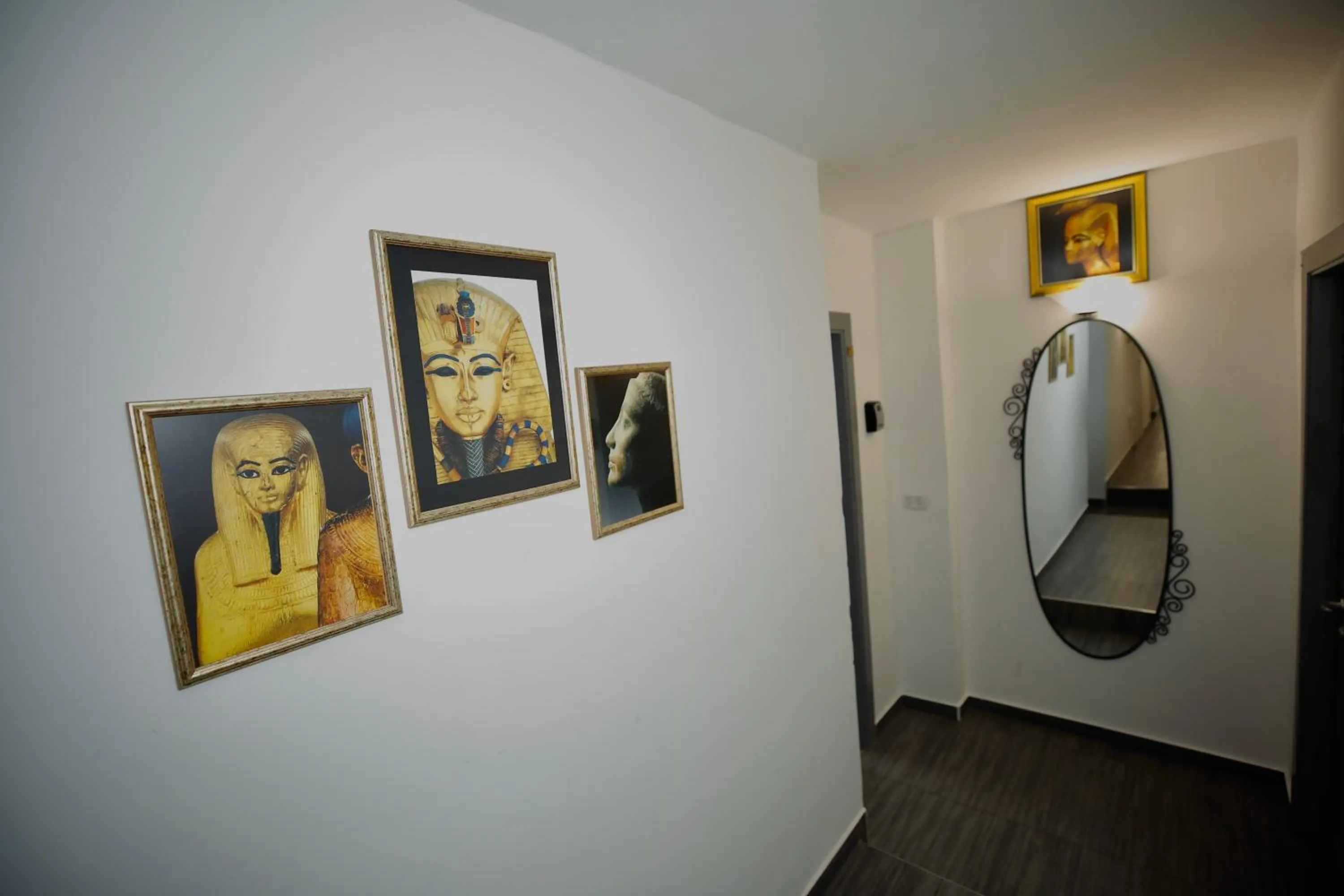 Decorative detail in Hosting Dreams Attics - Duomo