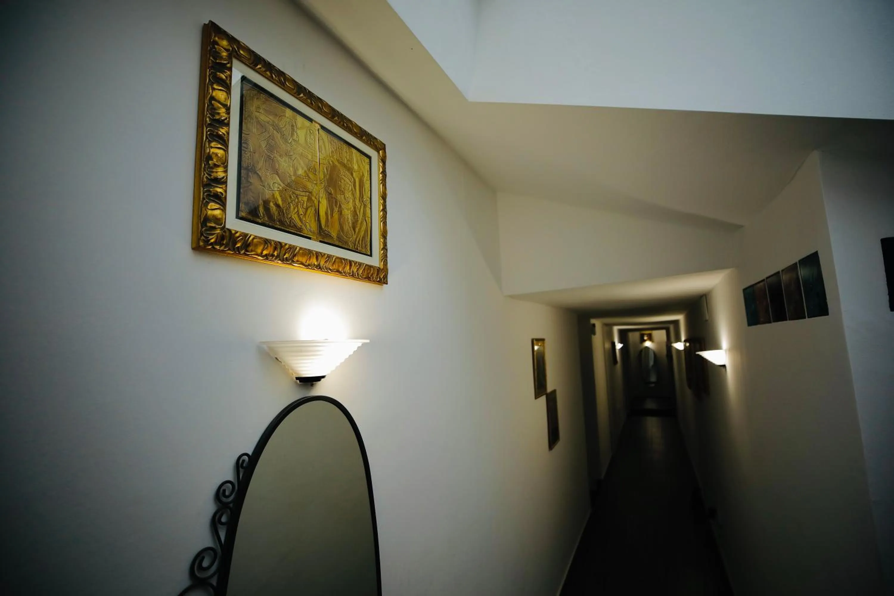 Decorative detail in Hosting Dreams Attics - Duomo