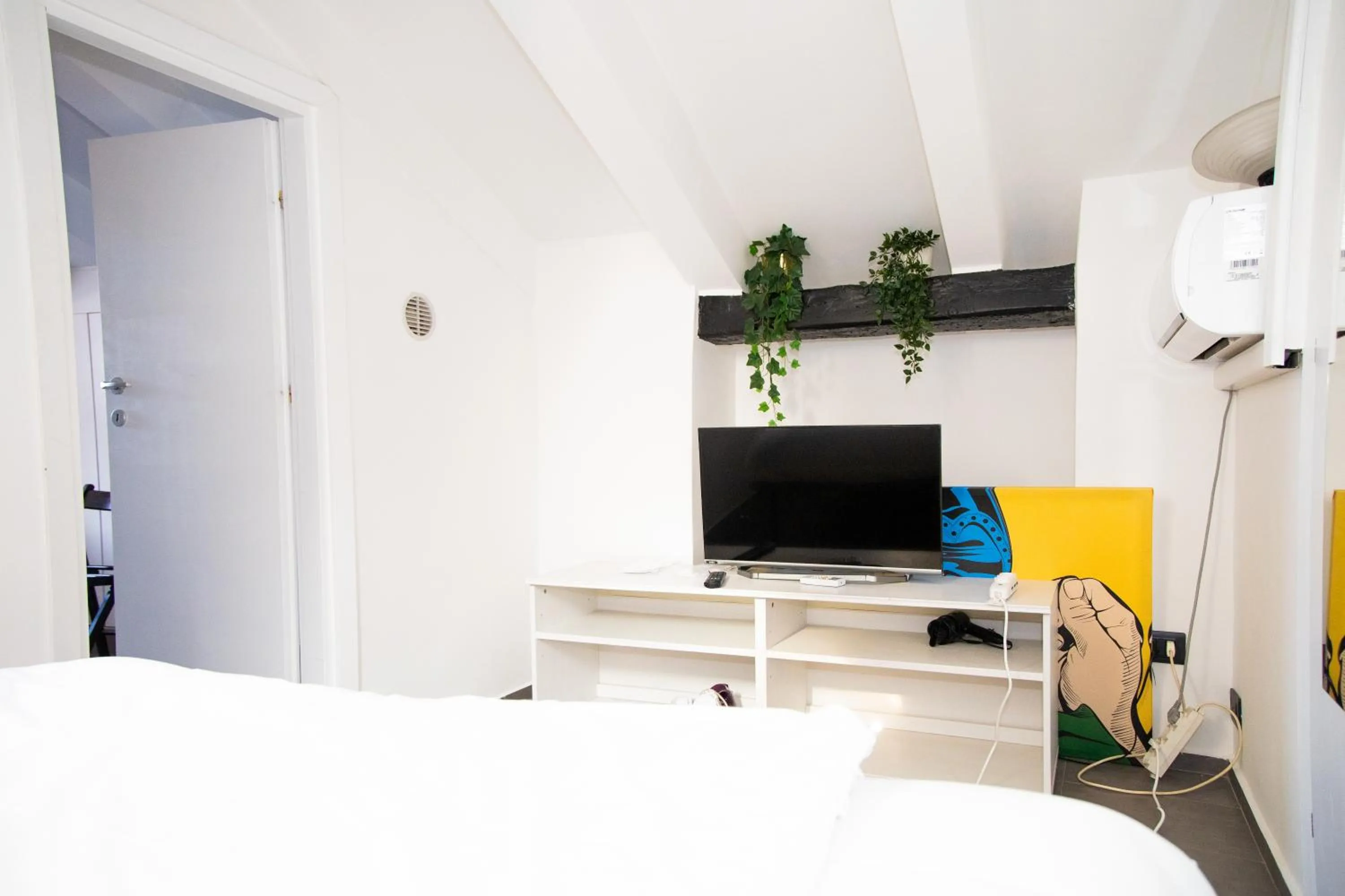 Bed in Hosting Dreams Attics - Duomo