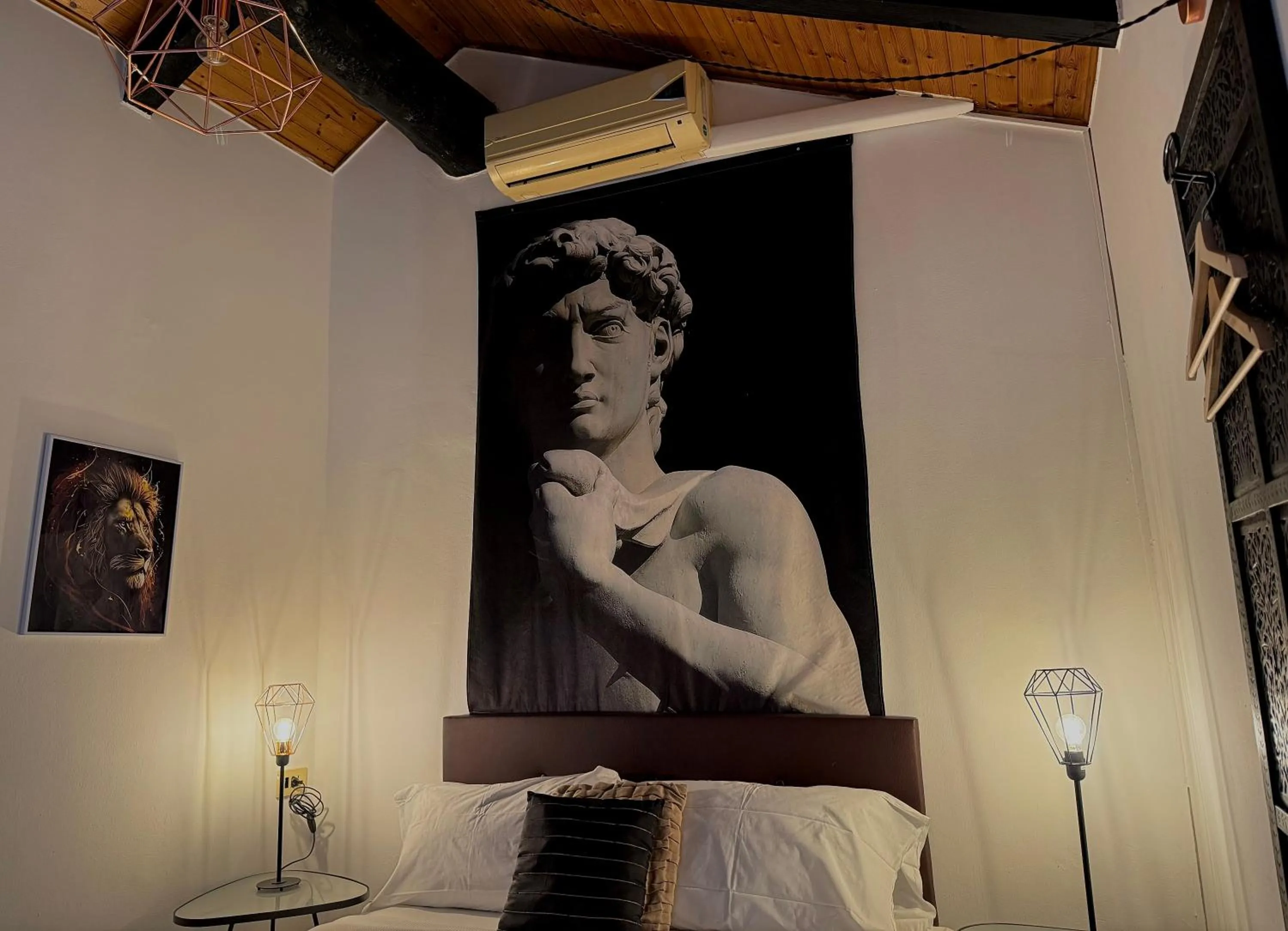 Bed in Hosting Dreams Attics - Duomo