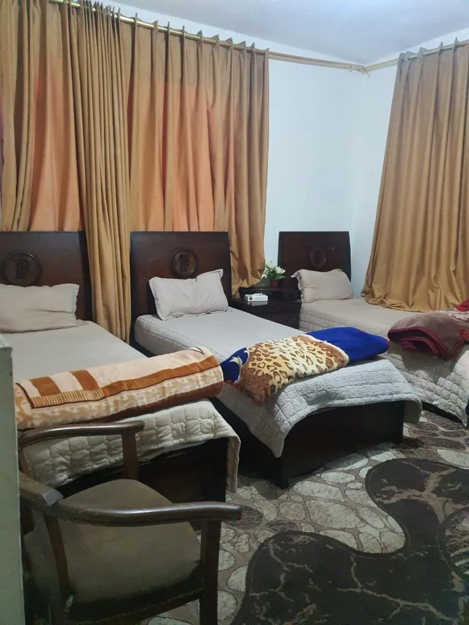 Bed in Alfares Hotel