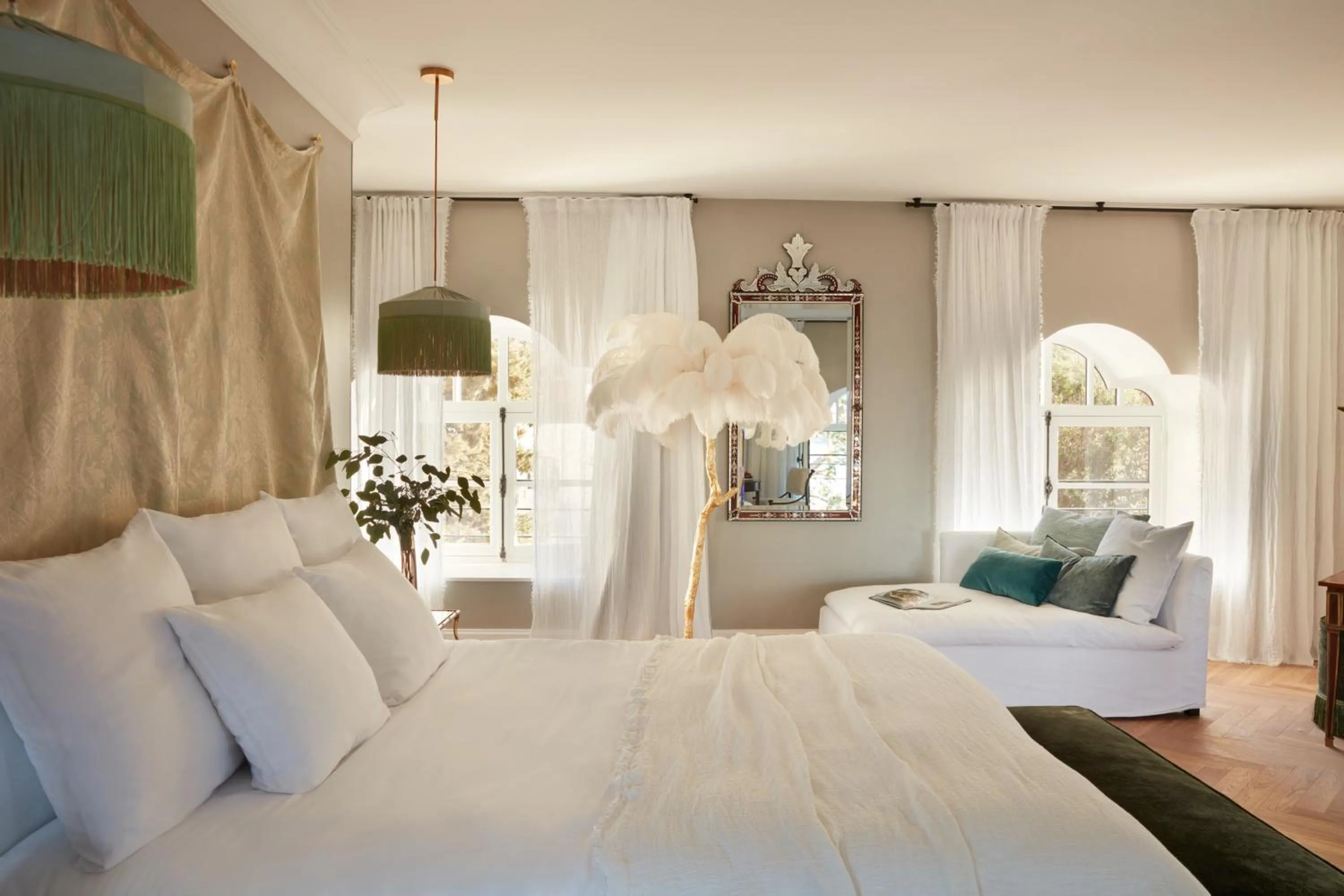 Bed in Château de Théoule