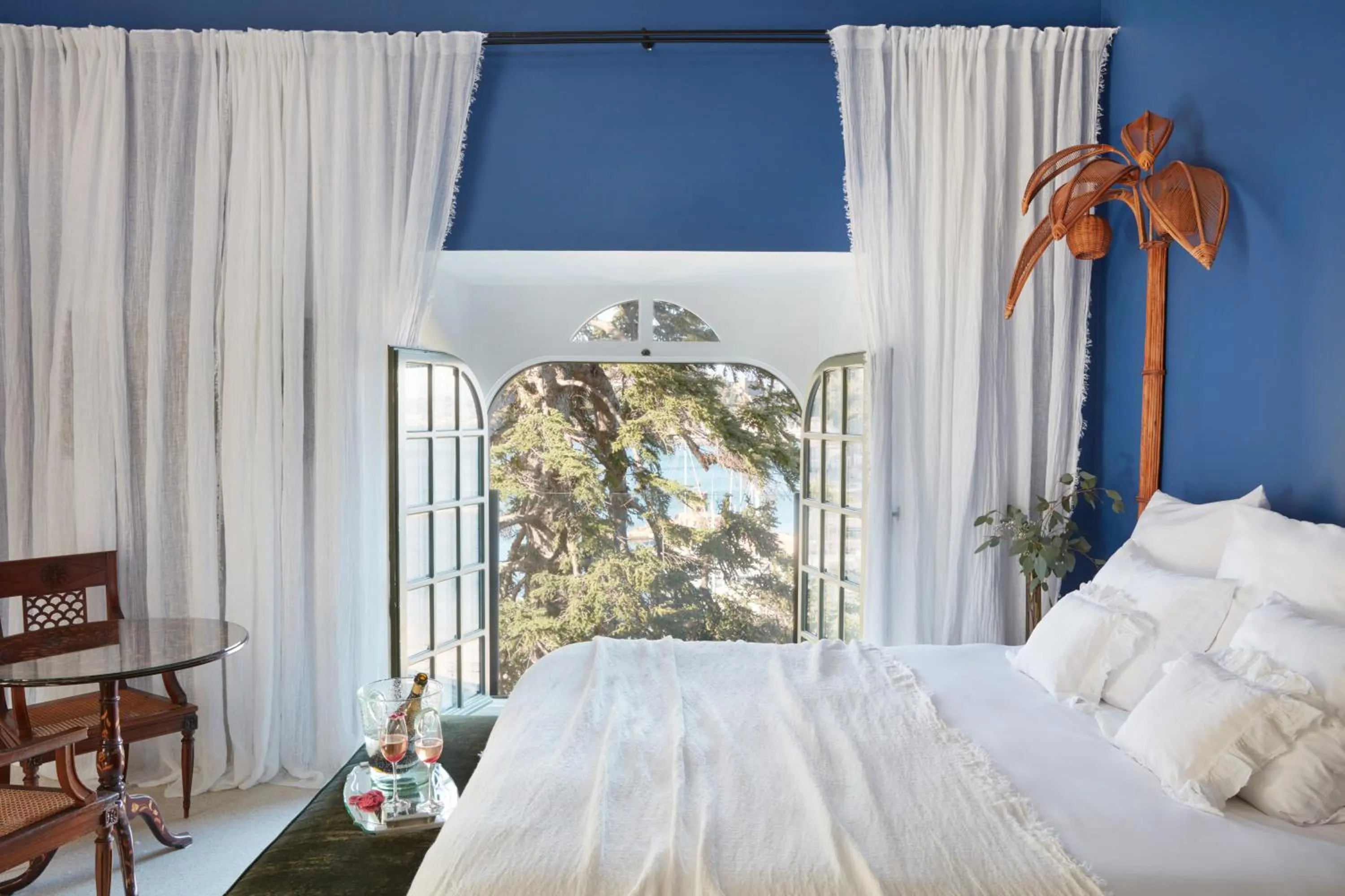 Bed in Château de Théoule