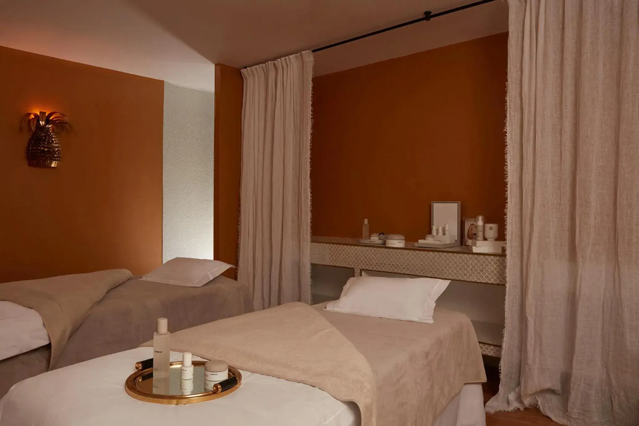 Property building, Bed in Château de Théoule Property building, Bed in Château de Théoule