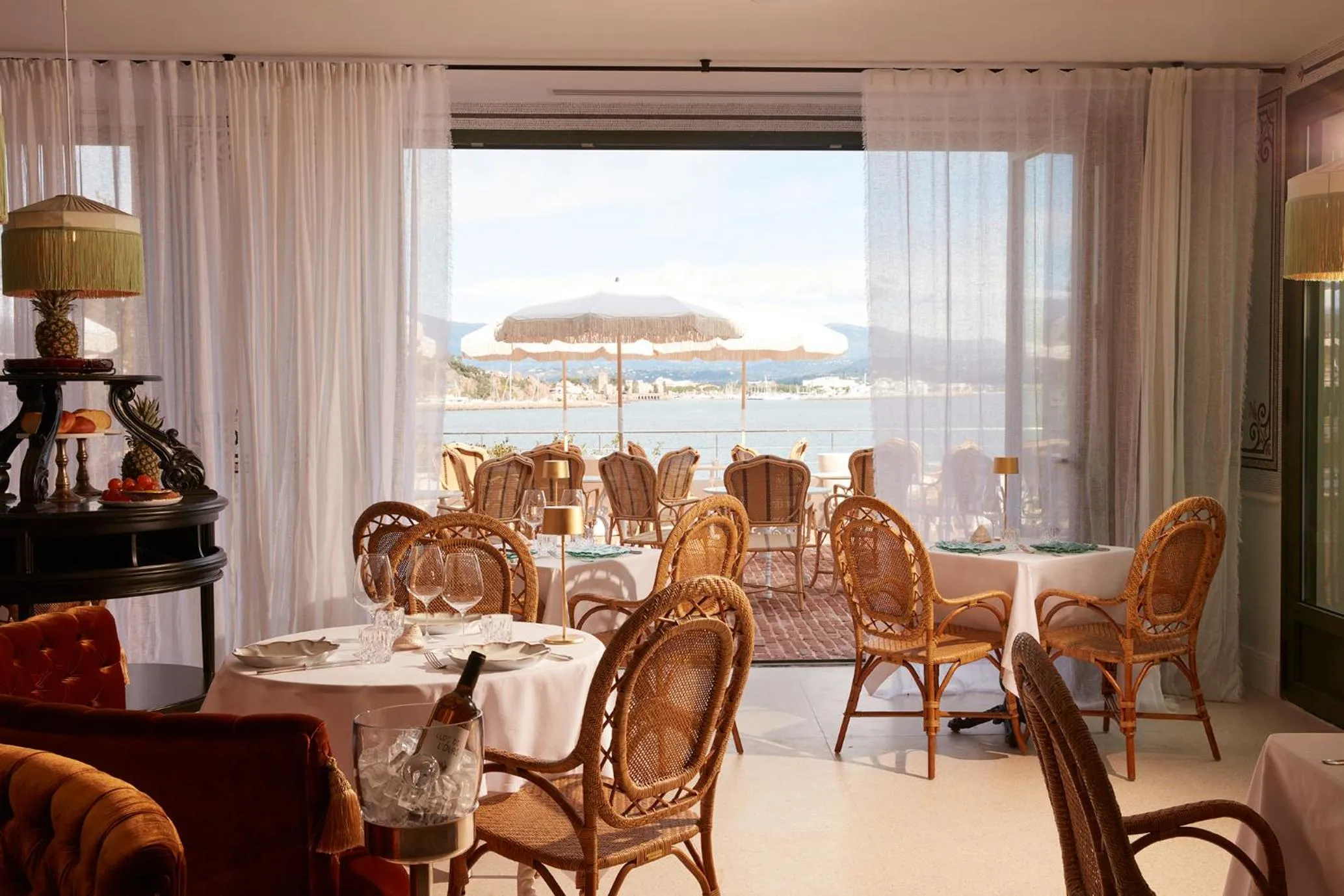 Restaurant/places to eat in Château de Théoule