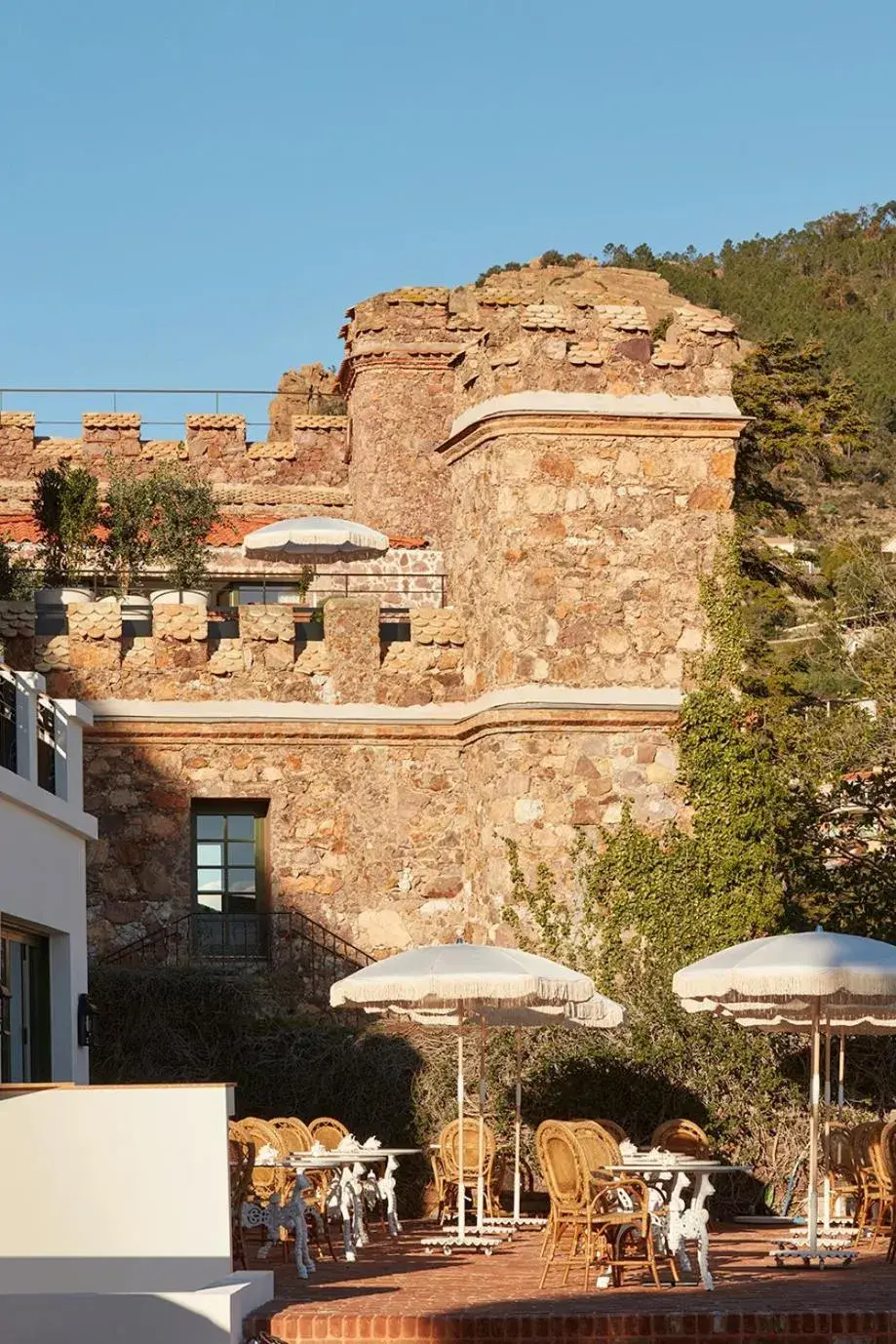 Property building in Château de Théoule Property building in Château de Théoule