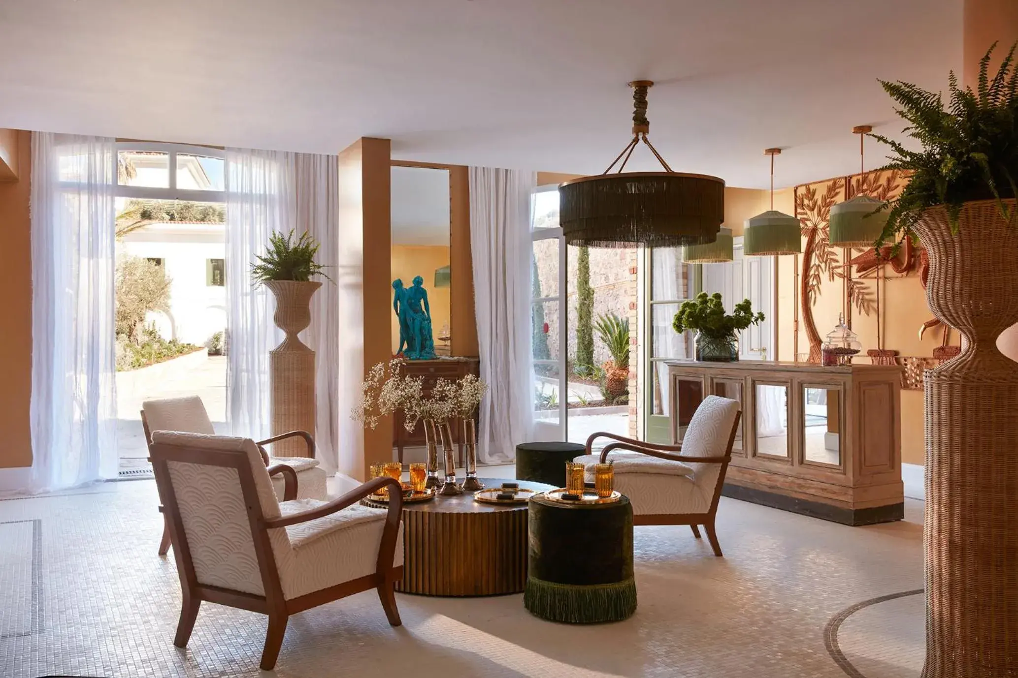 Property building in Château de Théoule Property building in Château de Théoule