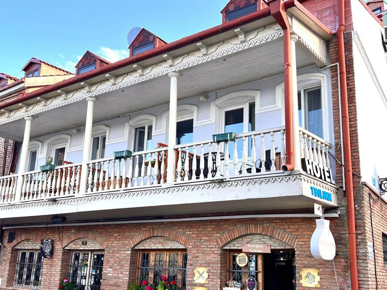 Property building in Tbil Inn Hotel