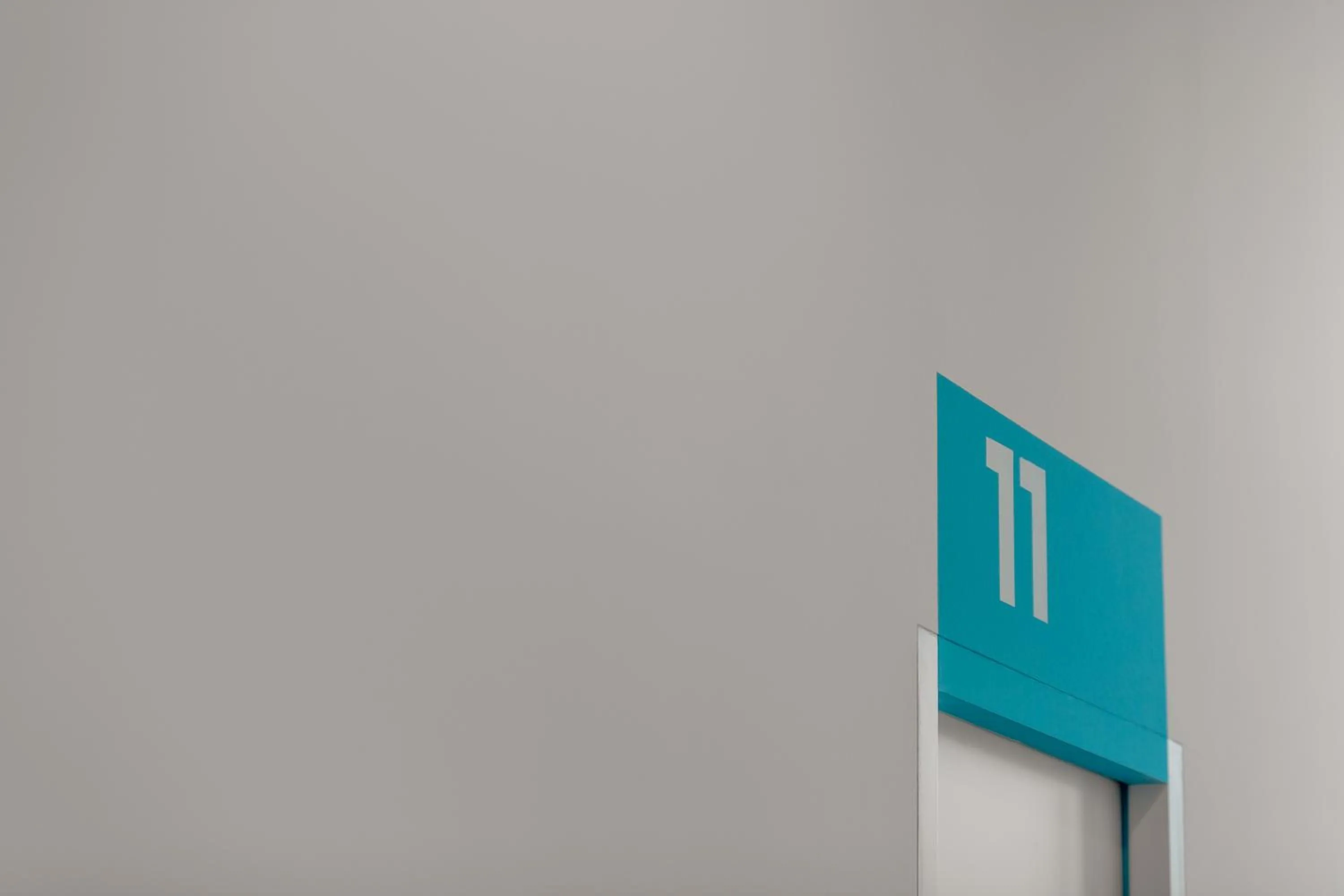 Text overlay in 11+1 by TUMO