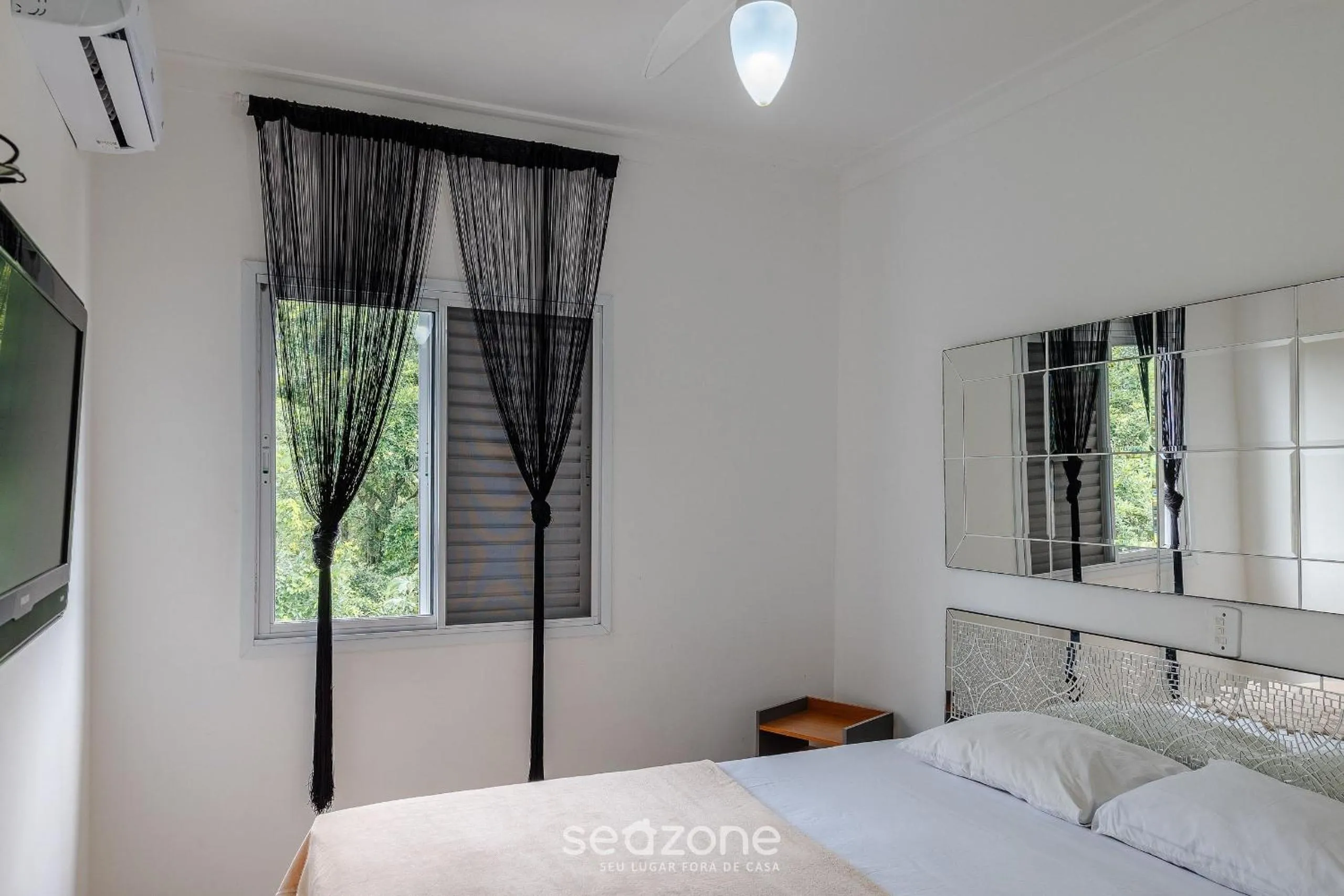 Bedroom, Bed in RJI - Apartamentos próximos da praia de Itaguá