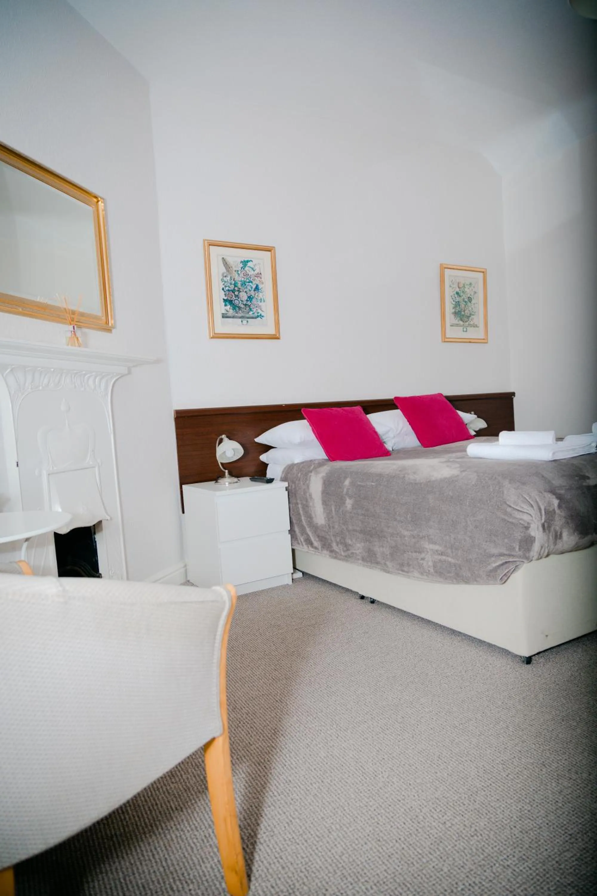 Photo of the whole room, Bed in The Beechwood