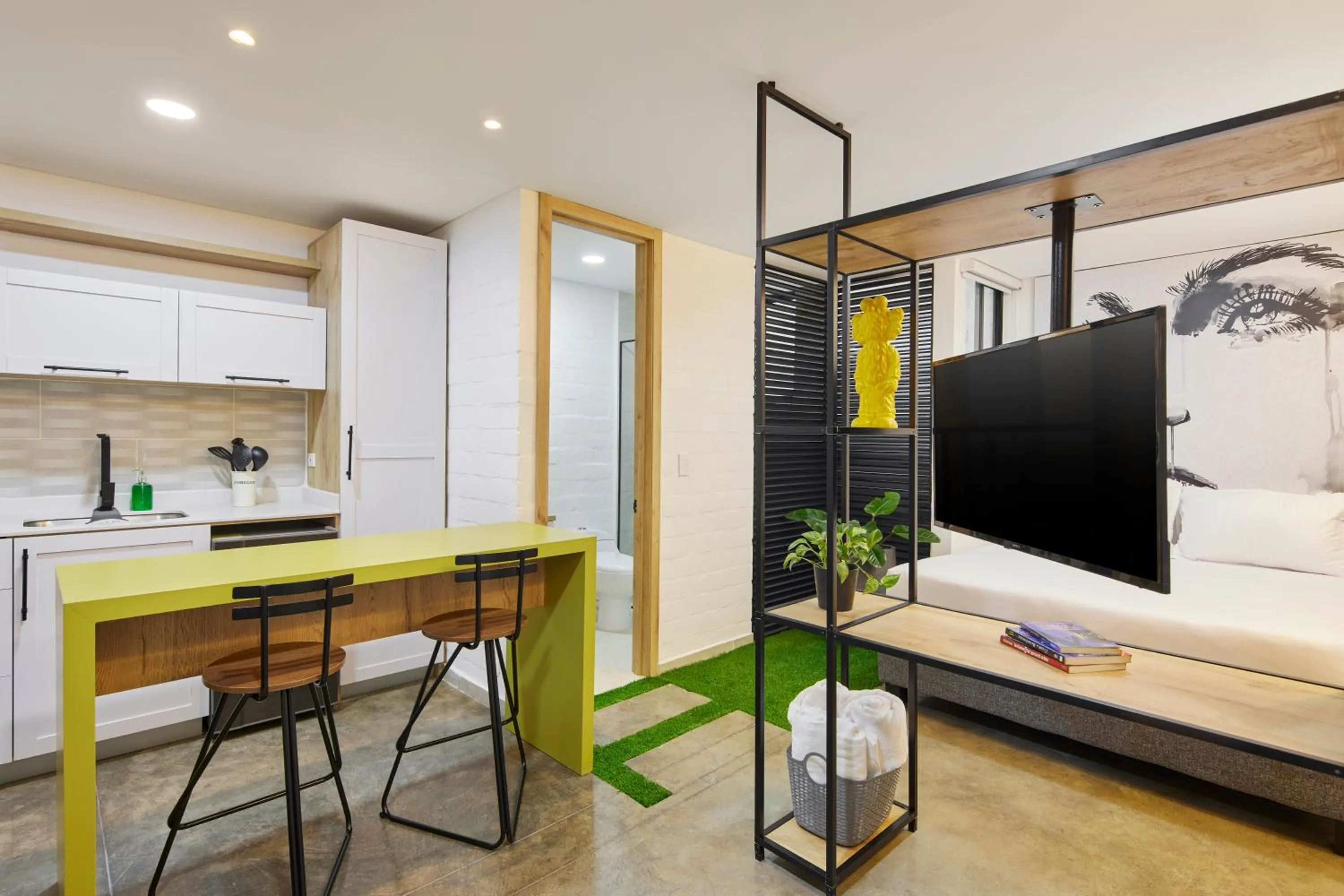 TV and multimedia in Altio Hotel