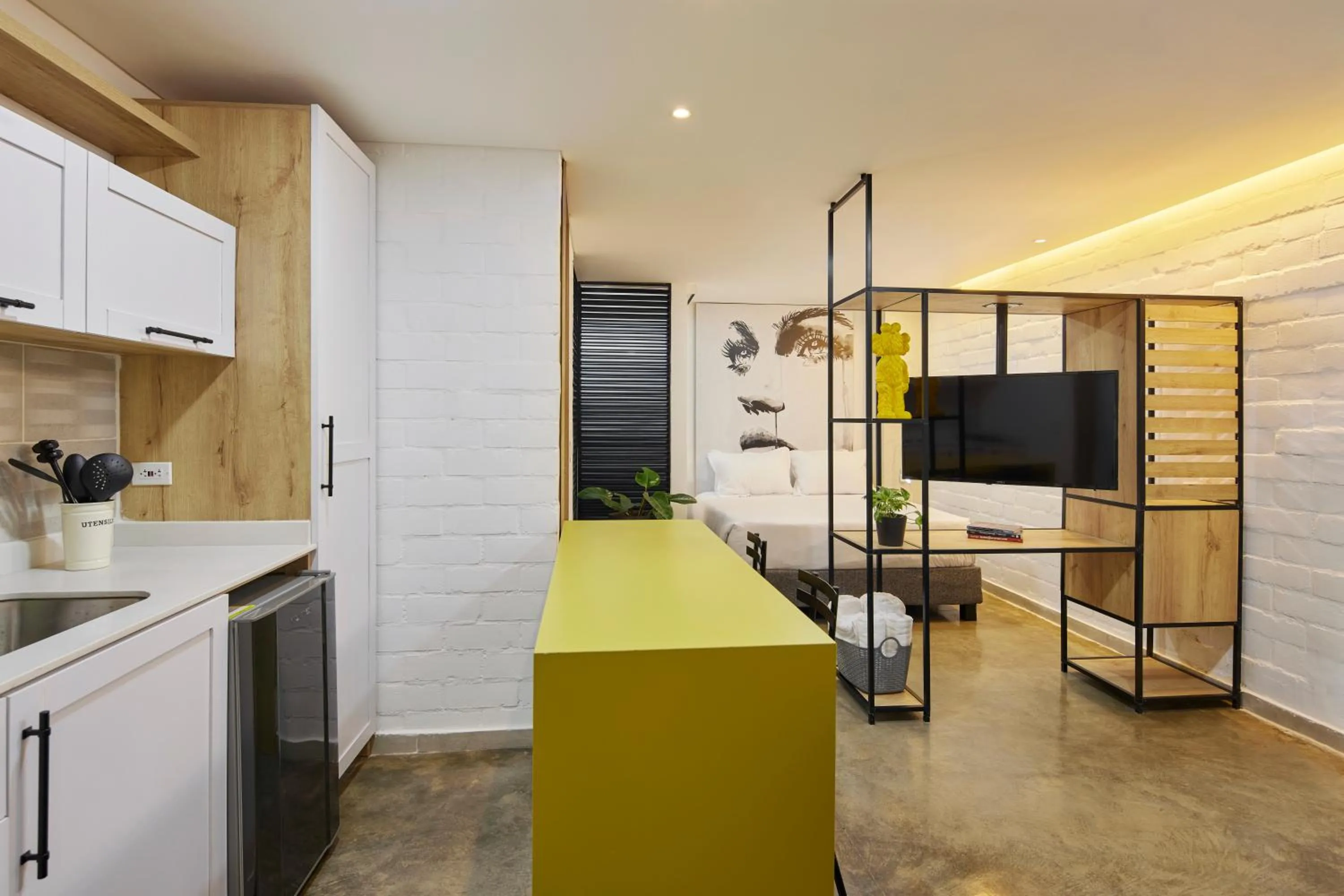 TV and multimedia in Altio Hotel