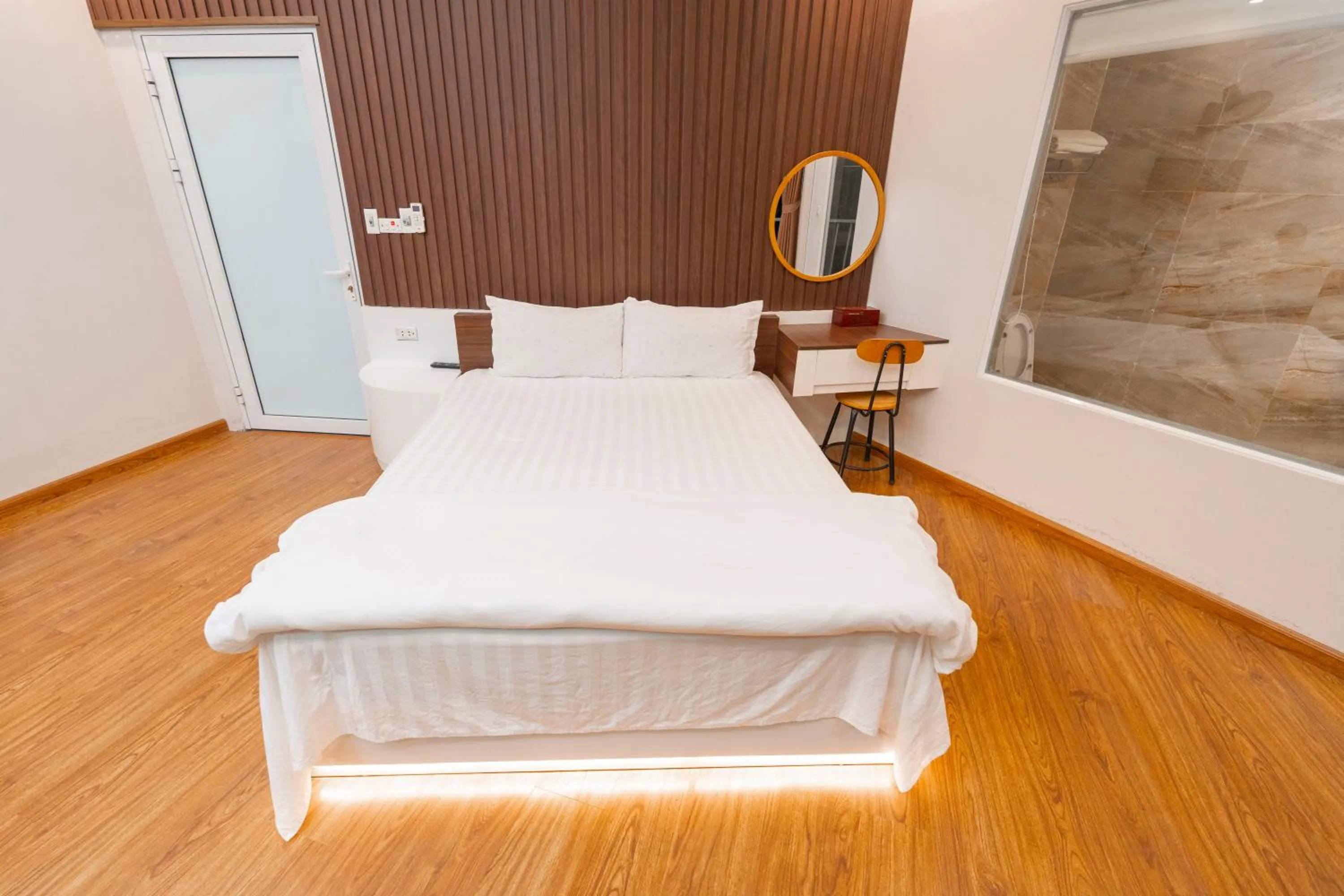 Bedroom, Bed in Biển Đông COMPLEX