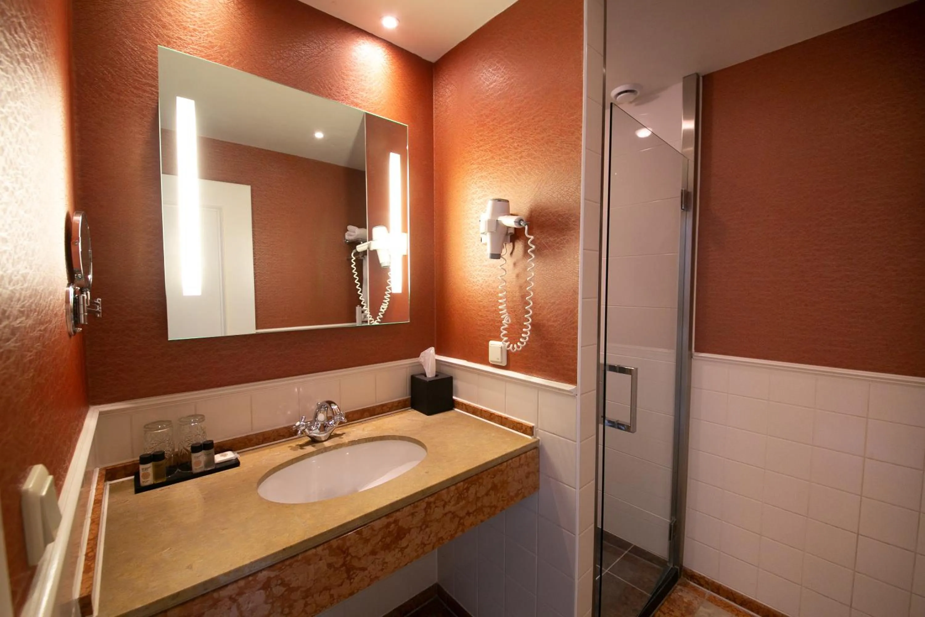 Bathroom in Landgoed Duin & Kruidberg