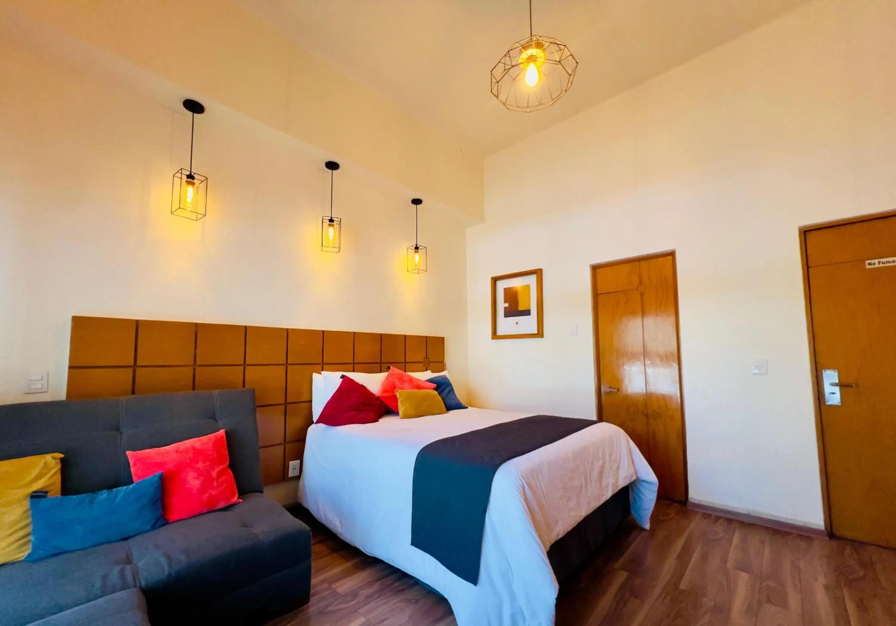 Photo of the whole room, Bed in Hotel Consulado