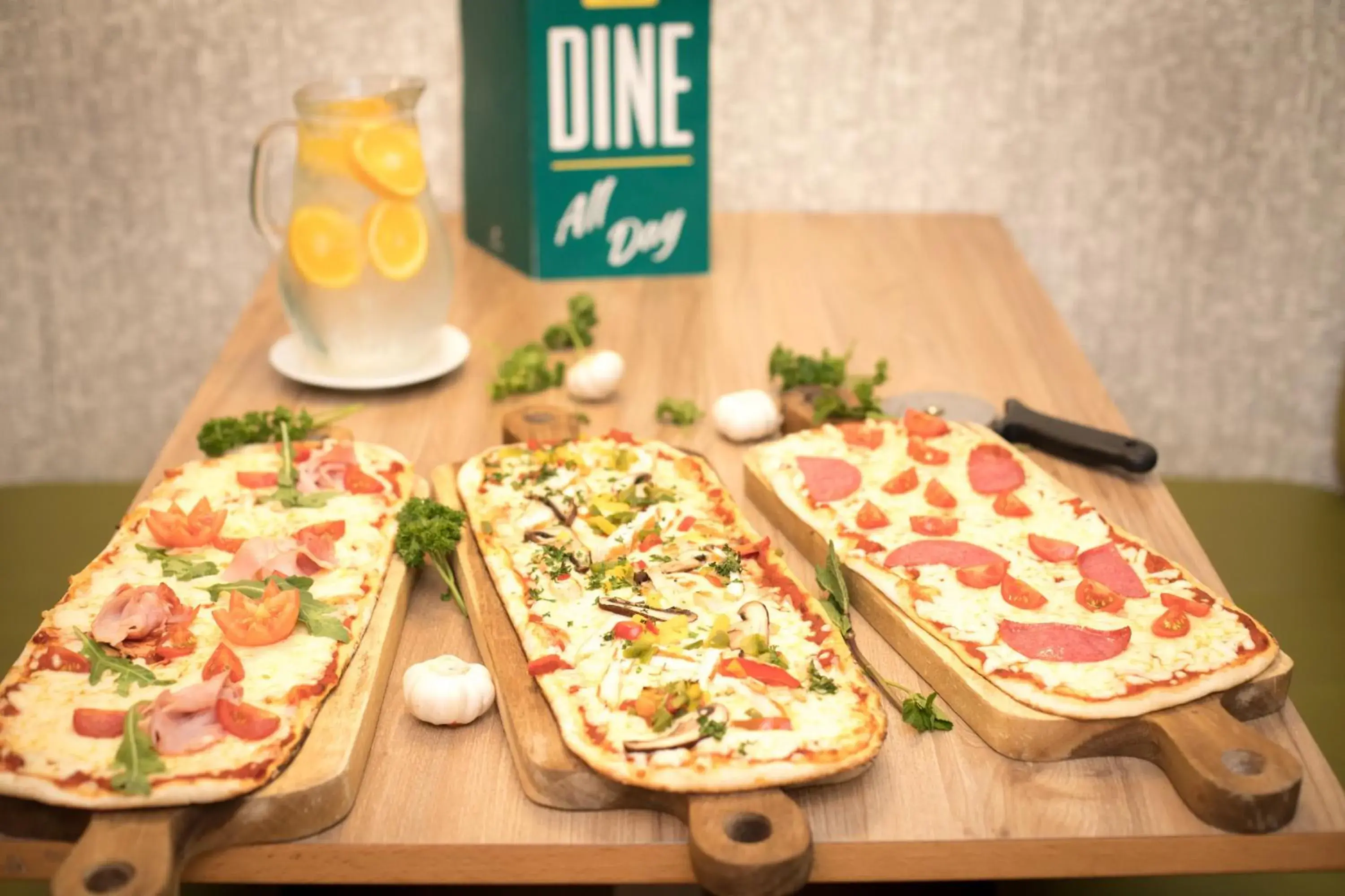 Restaurant/places to eat in Holiday Inn Slough Windsor by IHG Restaurant/places to eat in Holiday Inn Slough Windsor by IHG