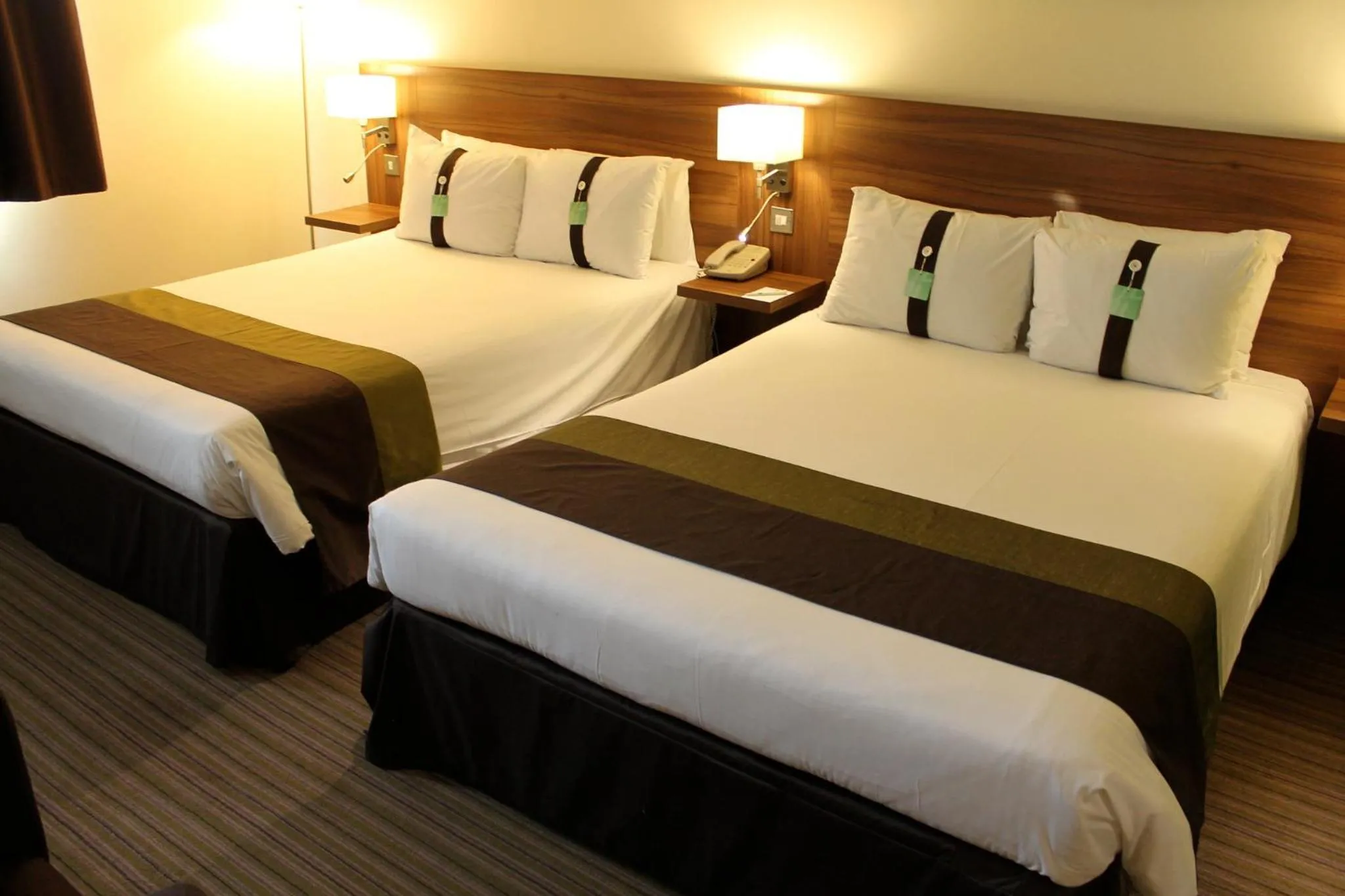 Photo of the whole room, Bed in Holiday Inn Slough Windsor by IHG