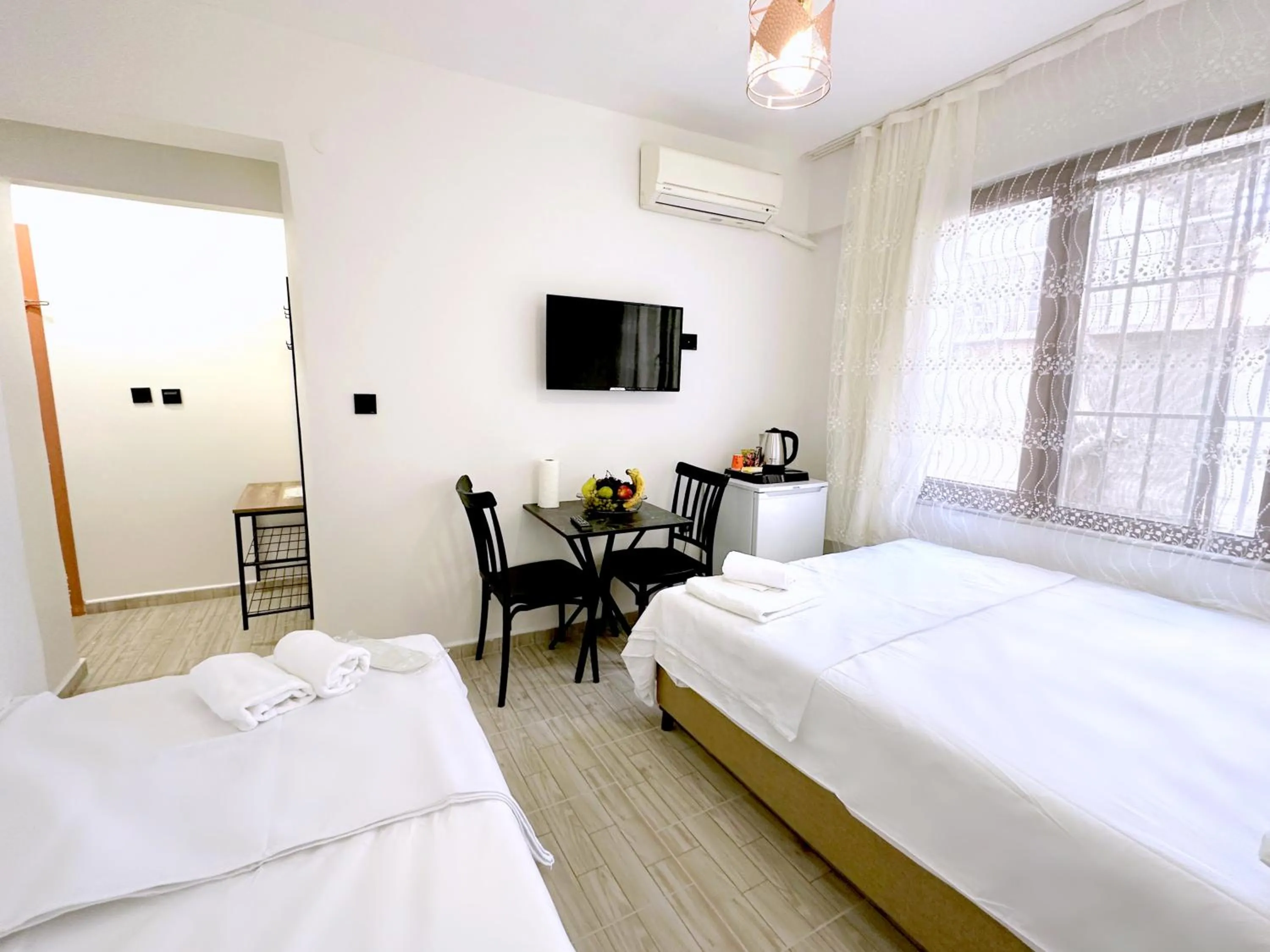 Photo of the whole room in Menesa Hotel