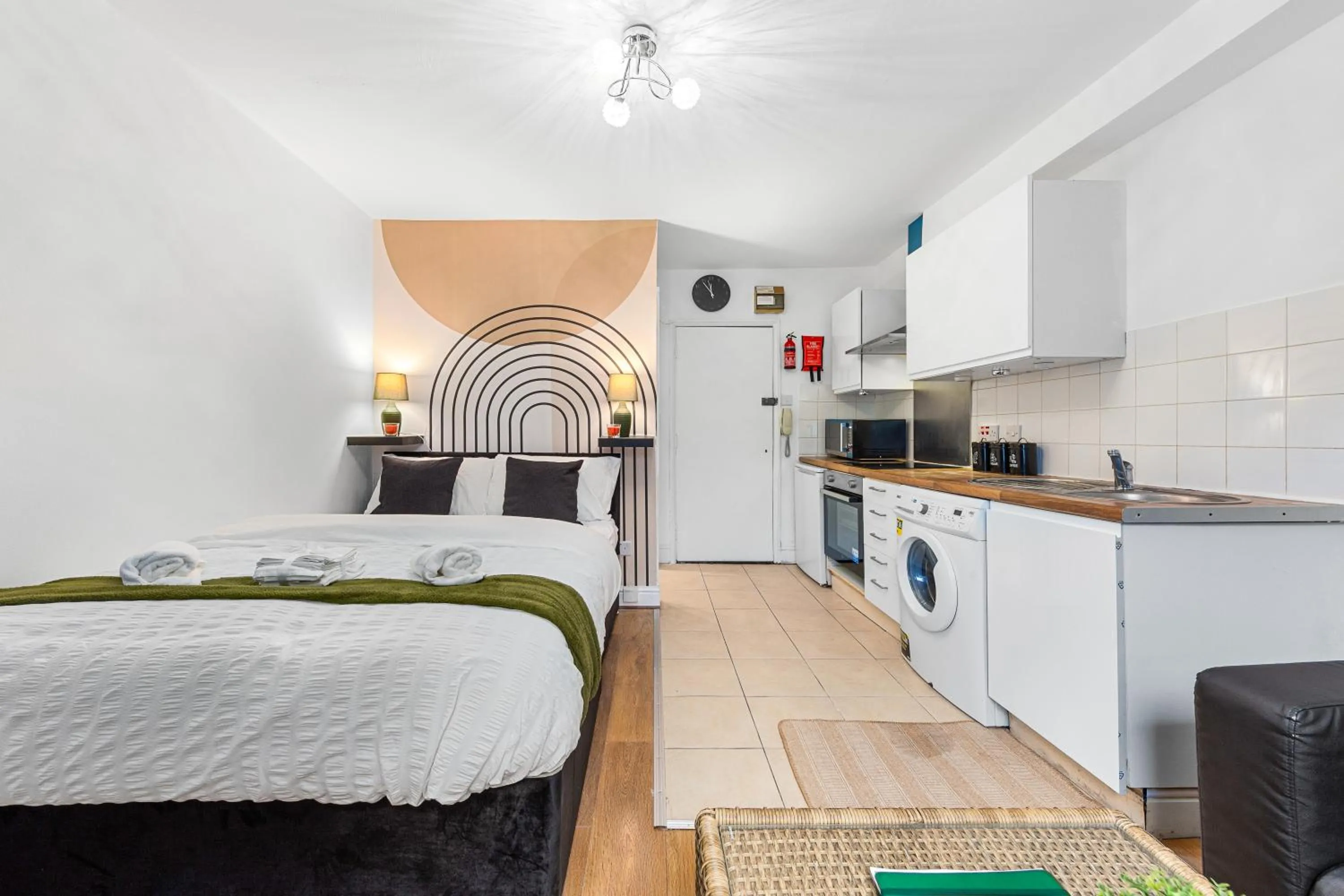 Stylish Brixton Studio, Perfect for Couples, Fast Wi-Fi