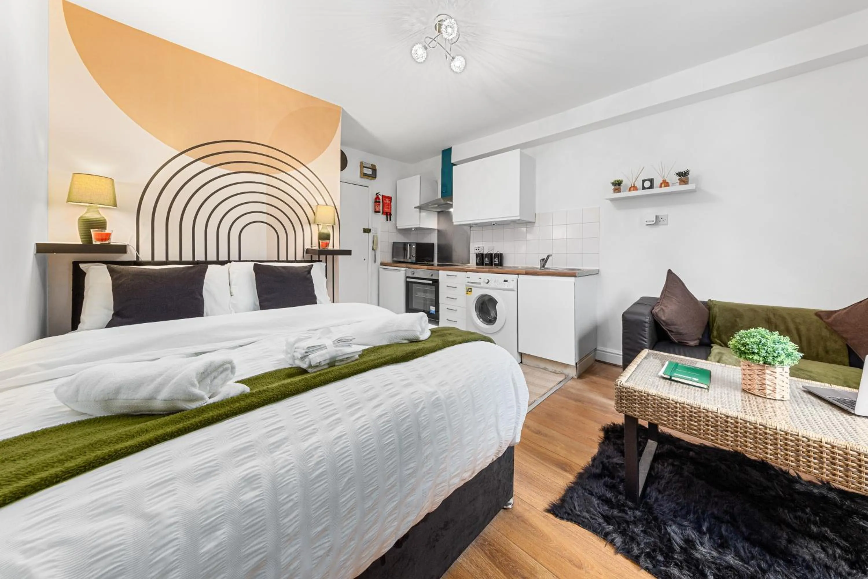 Stylish Brixton Studio, Perfect for Couples, Fast Wi-Fi