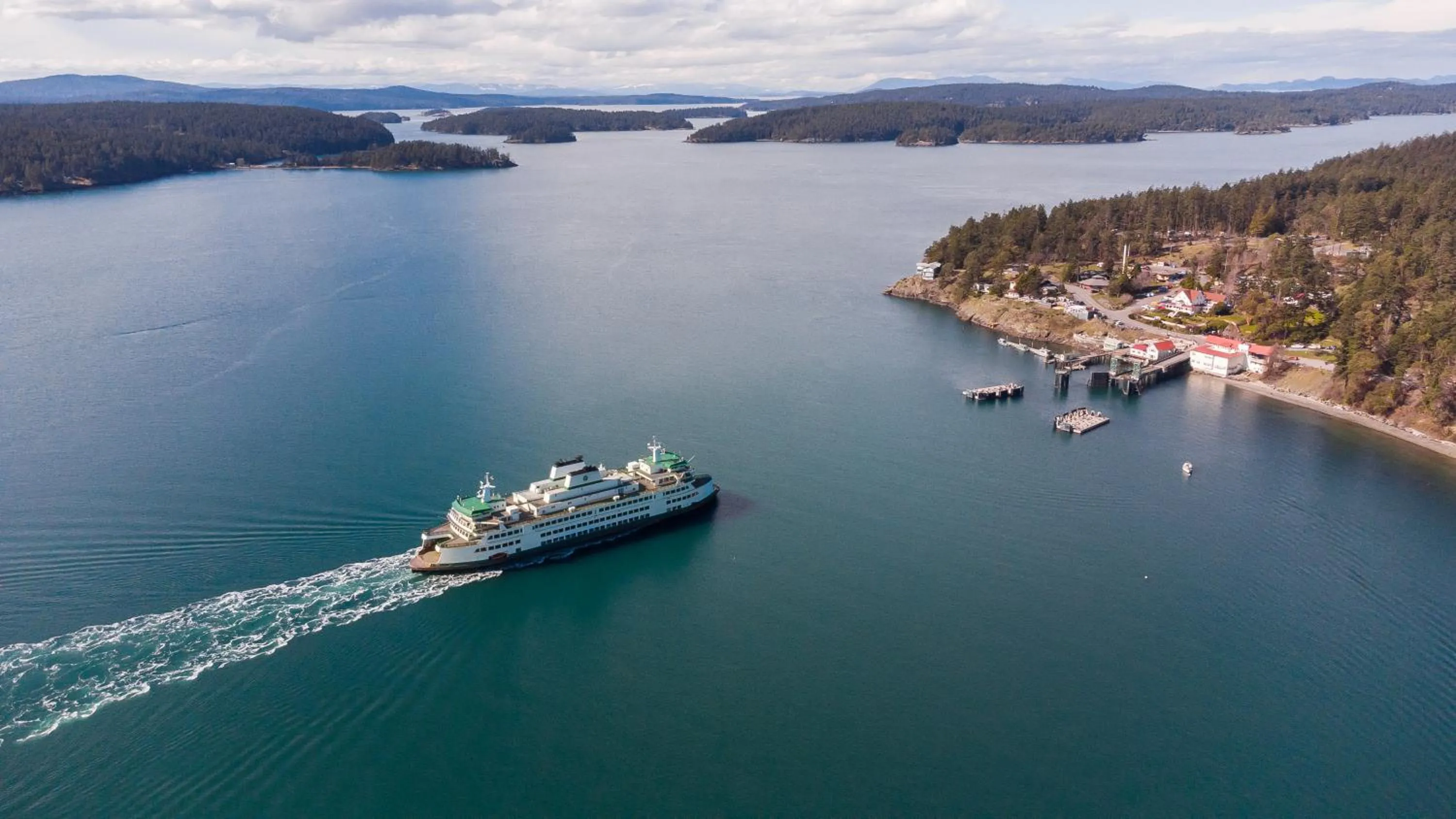 Property building in Orcas Hotel