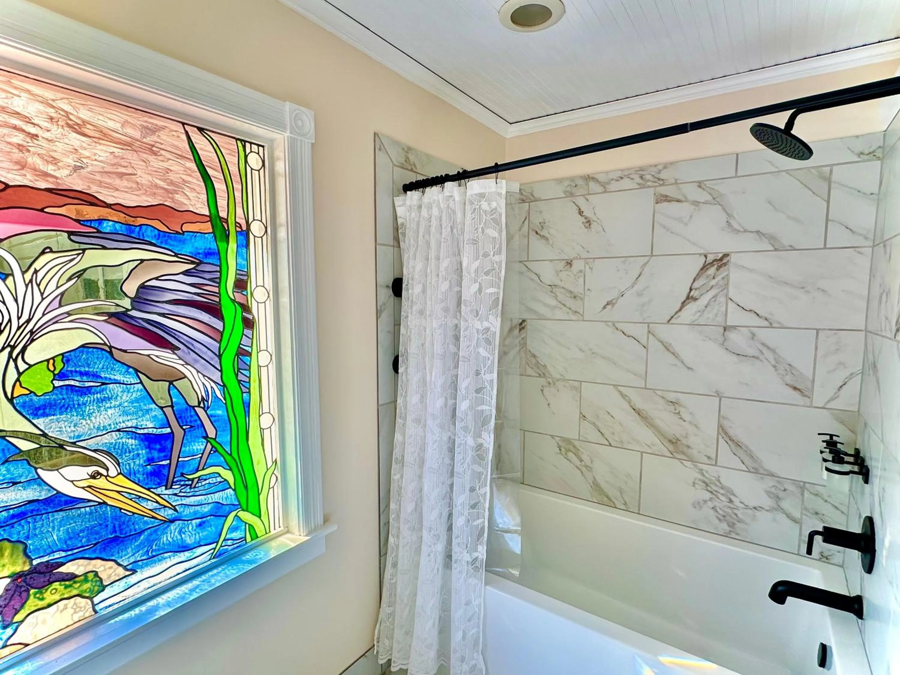 Bathroom in Orcas Hotel