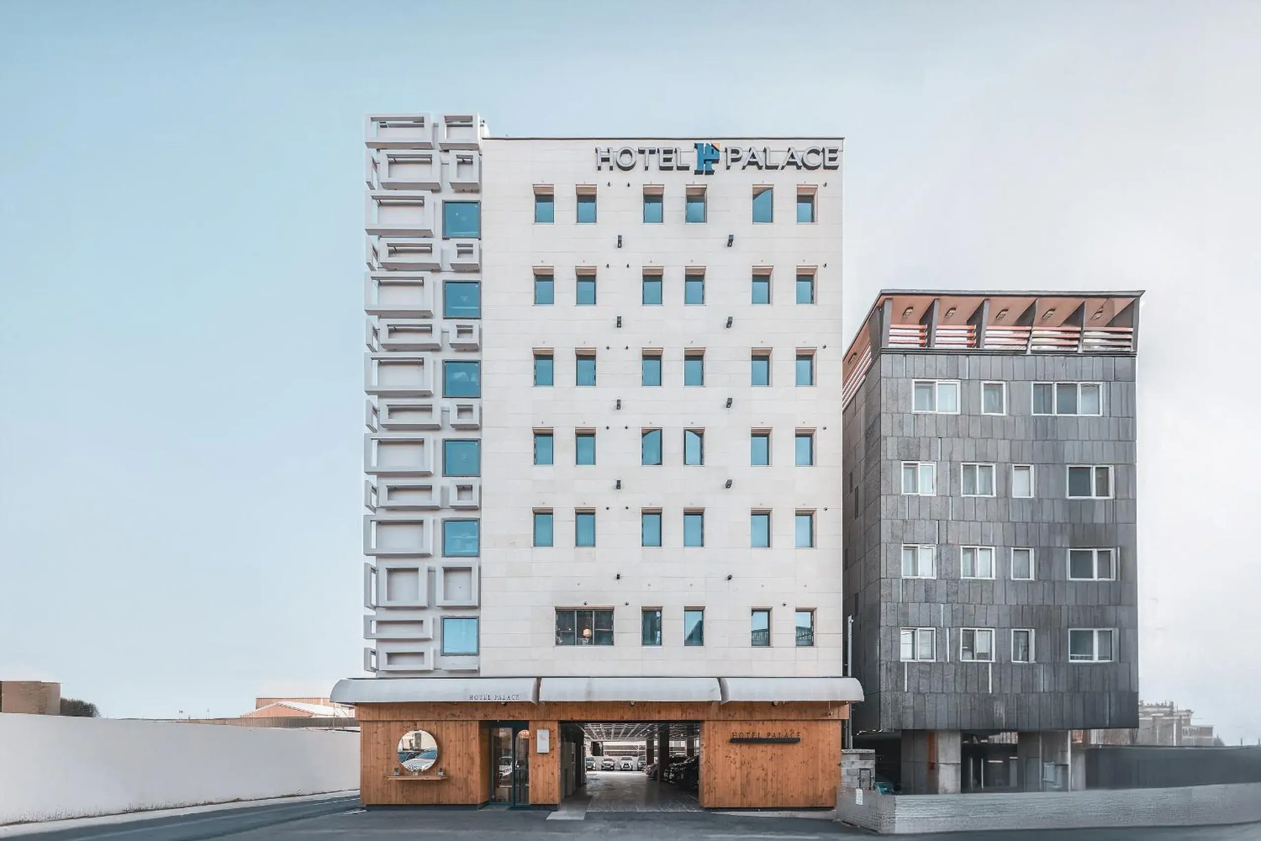 Property building in Hotel Palace Gyeongju Property building in Hotel Palace Gyeongju