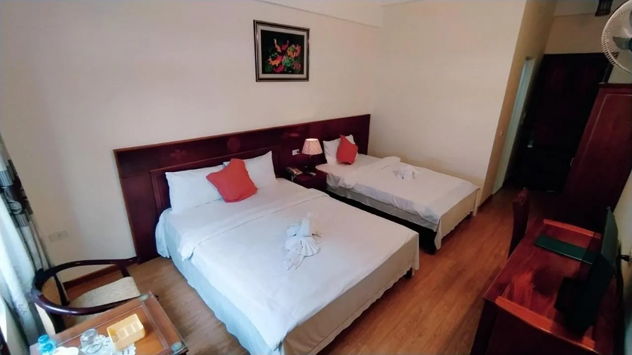 Bed in Yen Nhi Hotel Ninh Binh