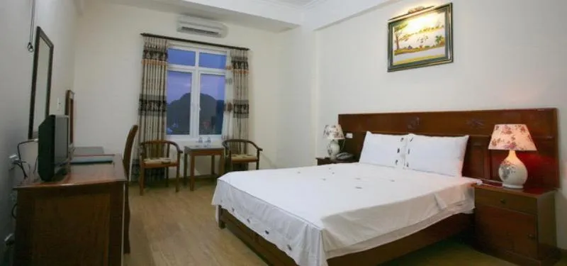 Bed in Yen Nhi Hotel Ninh Binh