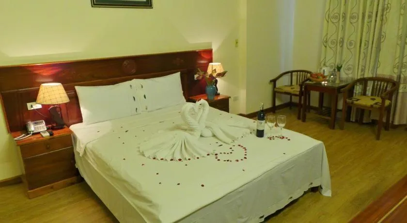 Bed in Yen Nhi Hotel Ninh Binh
